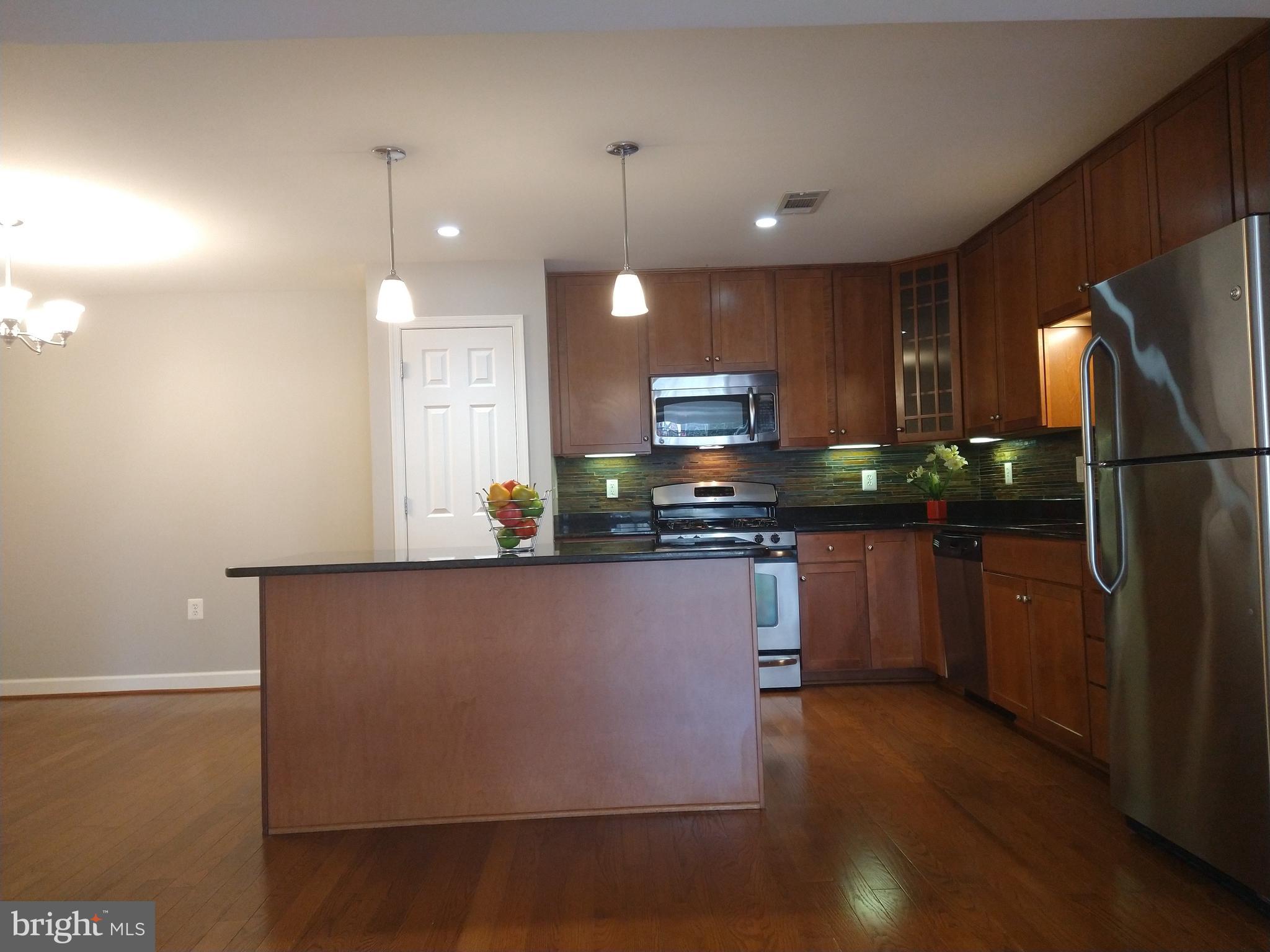 WEST VILLAGE OF SHIRLINGTON - Residential Lease