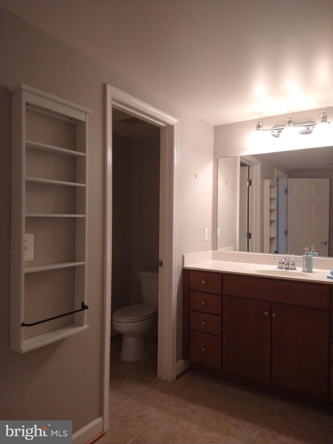 WEST VILLAGE OF SHIRLINGTON - Residential Lease