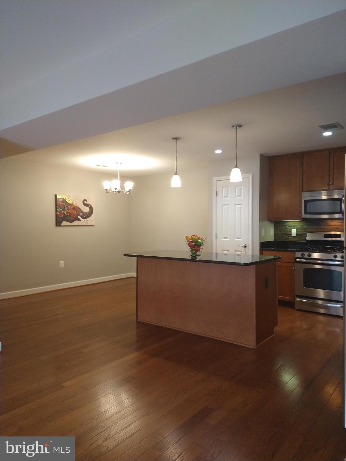 WEST VILLAGE OF SHIRLINGTON - Residential Lease