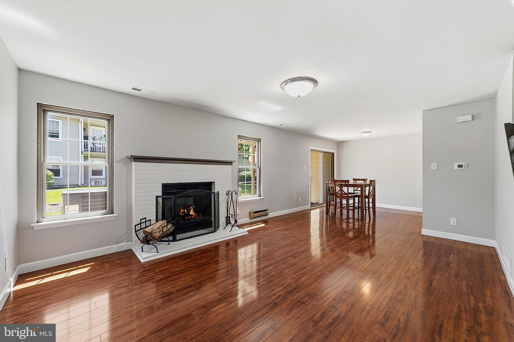 356 WILLOW TURN A