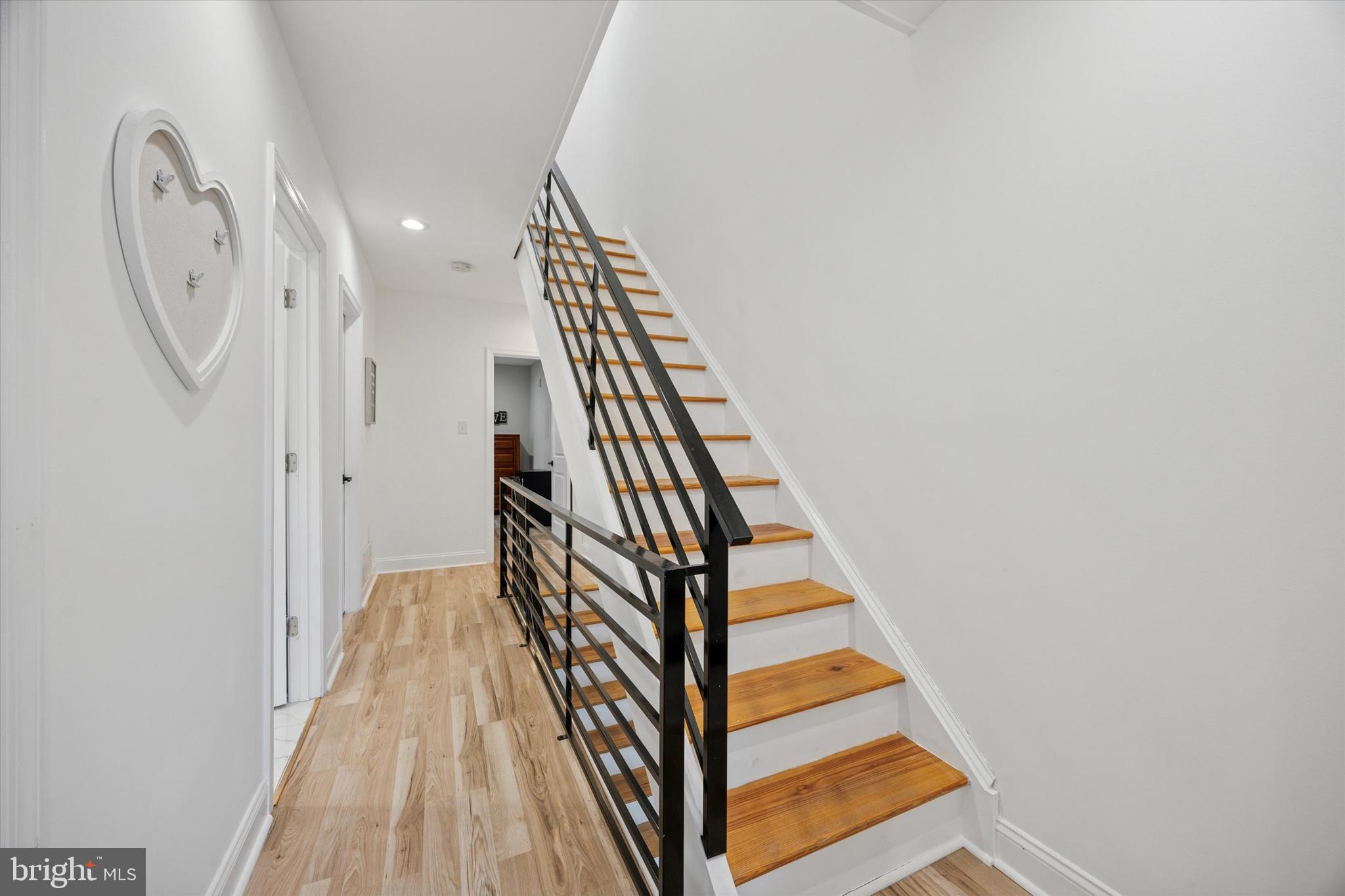 POINT BREEZE - Residential