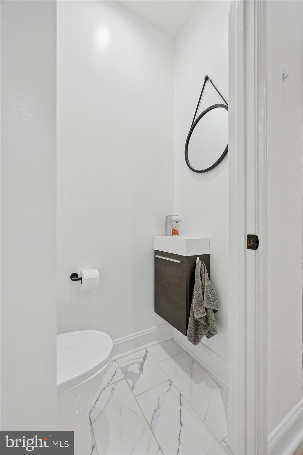 POINT BREEZE - Residential