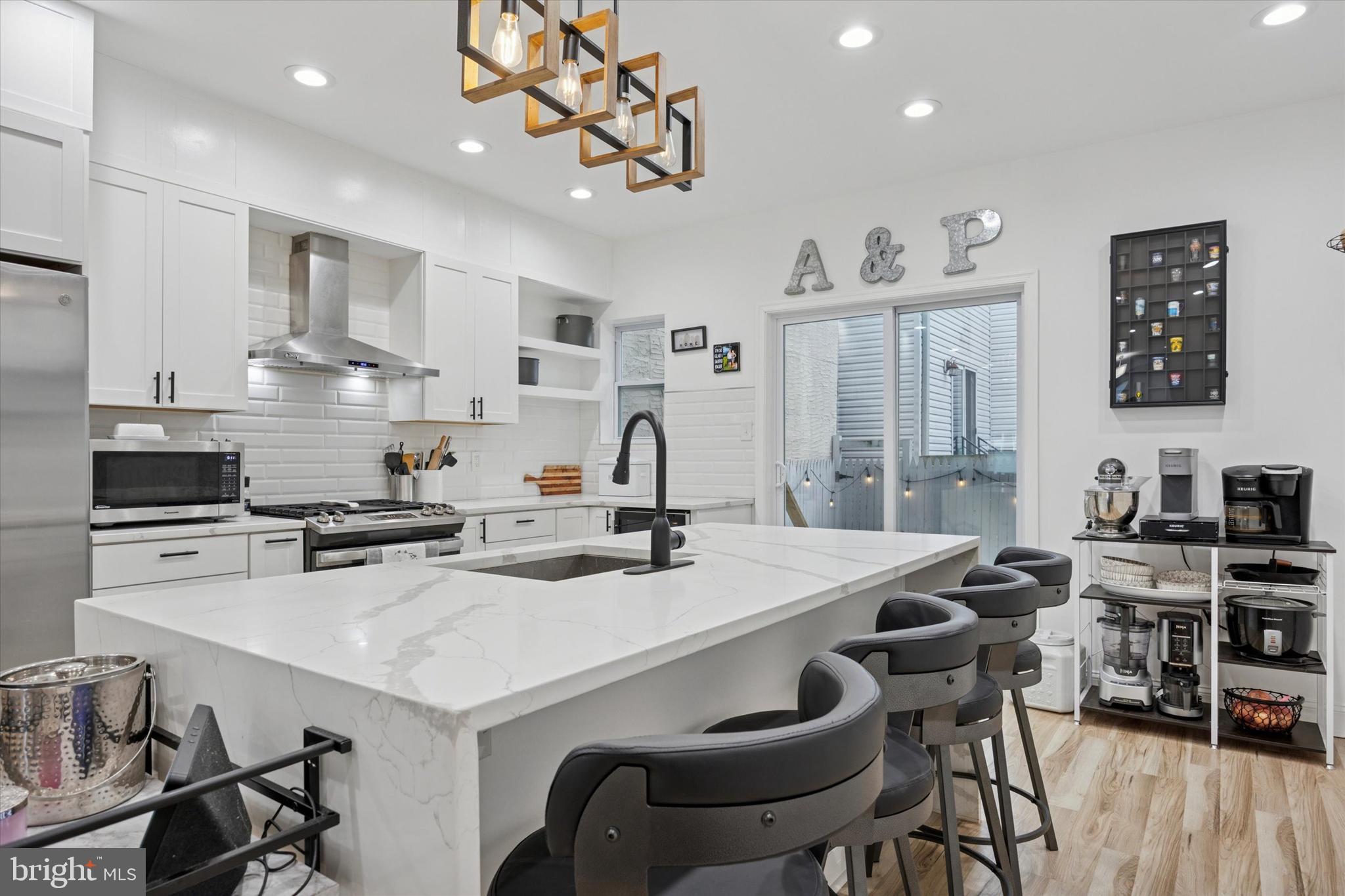 1422 S 18TH STREET
