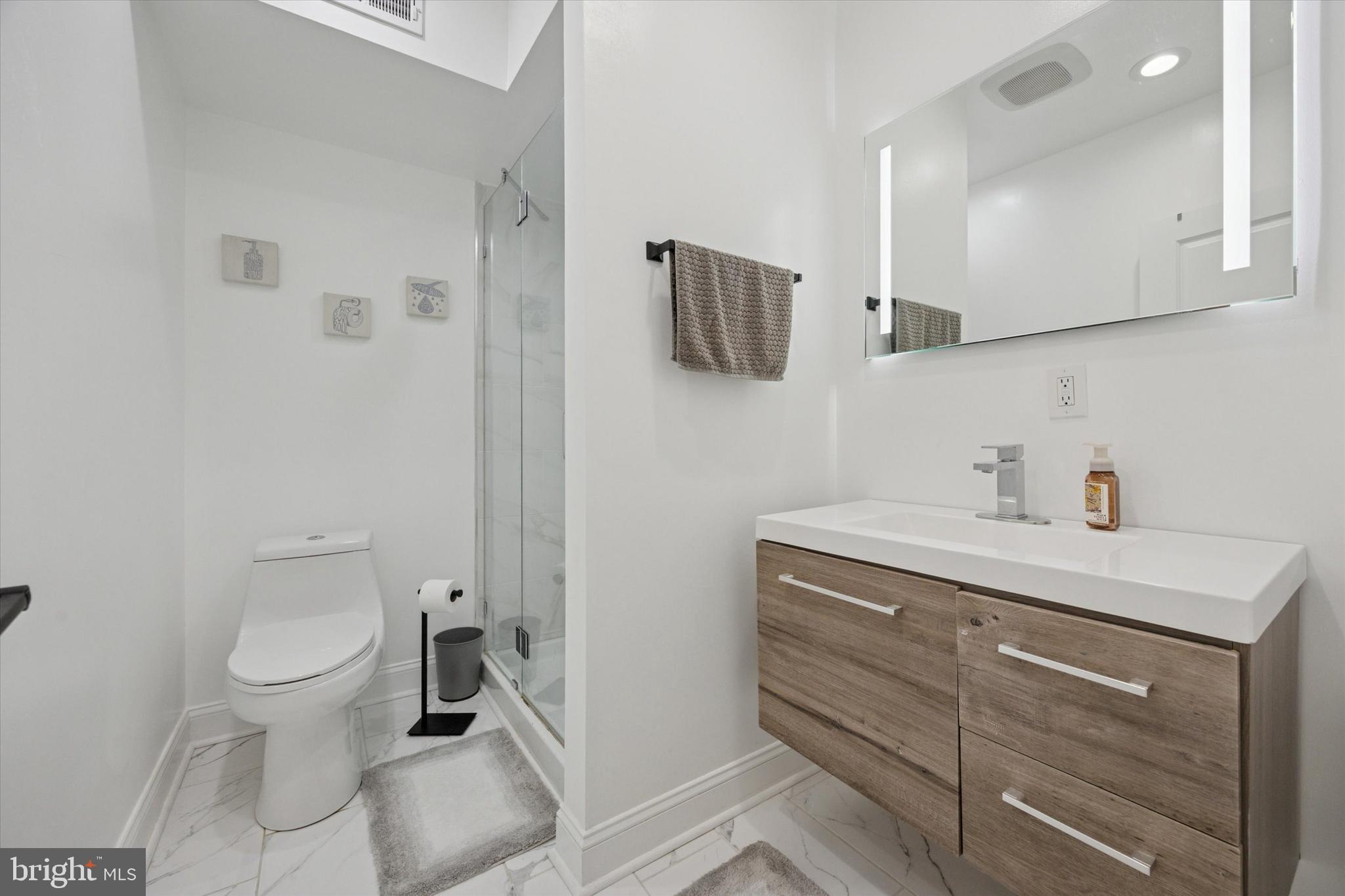 POINT BREEZE - Residential