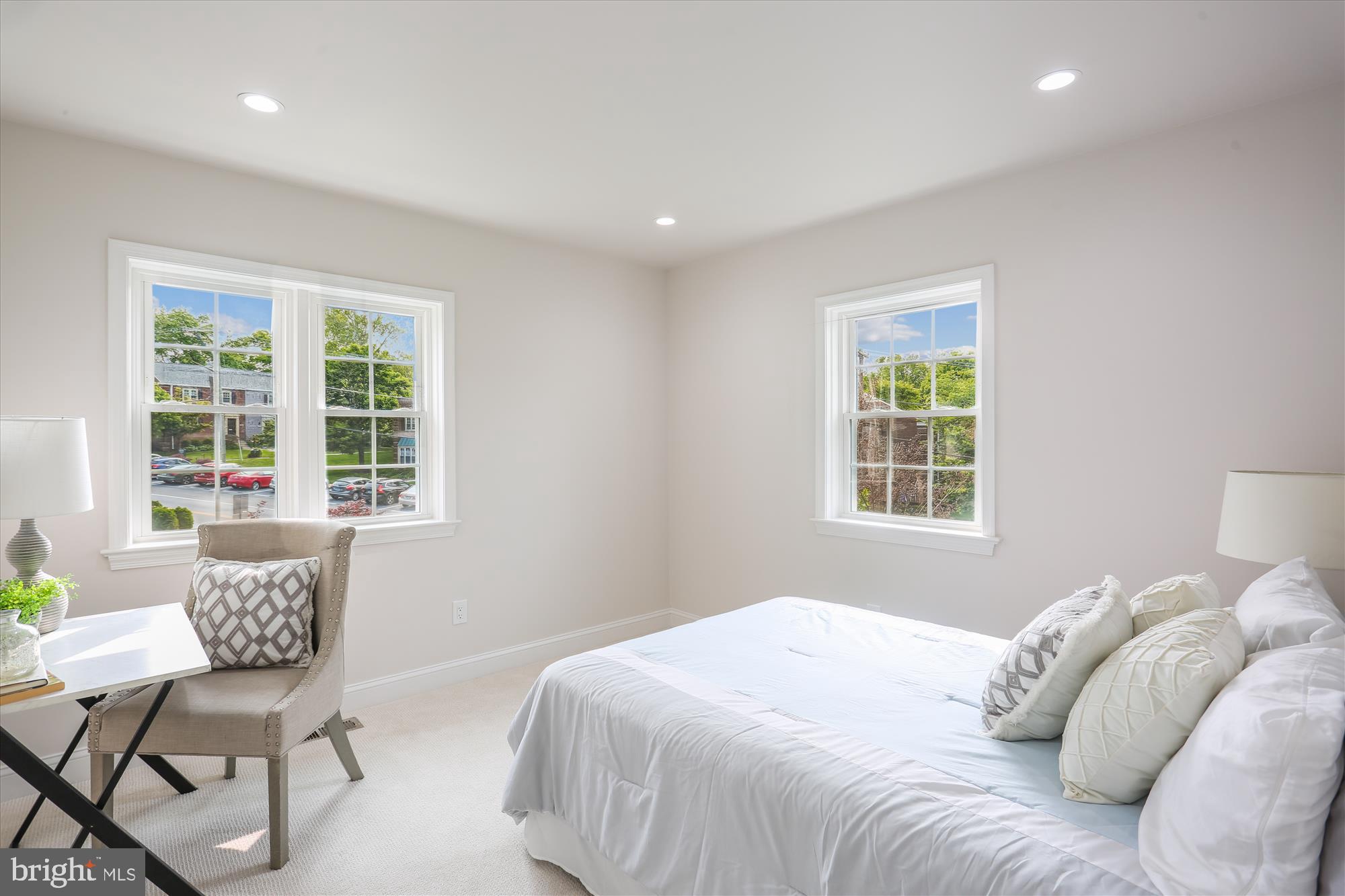 KENWOOD FOREST - Residential