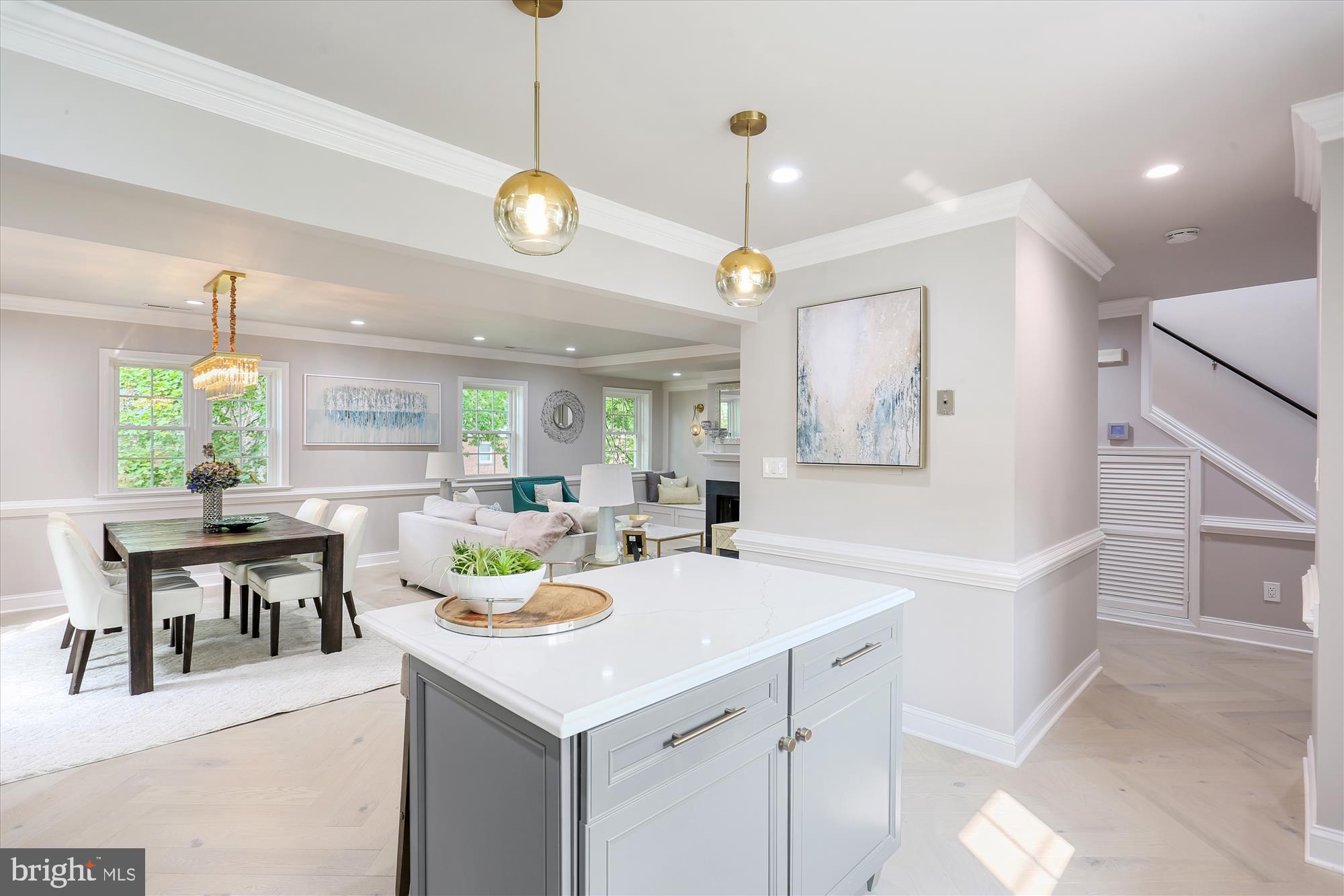 KENWOOD FOREST - Residential