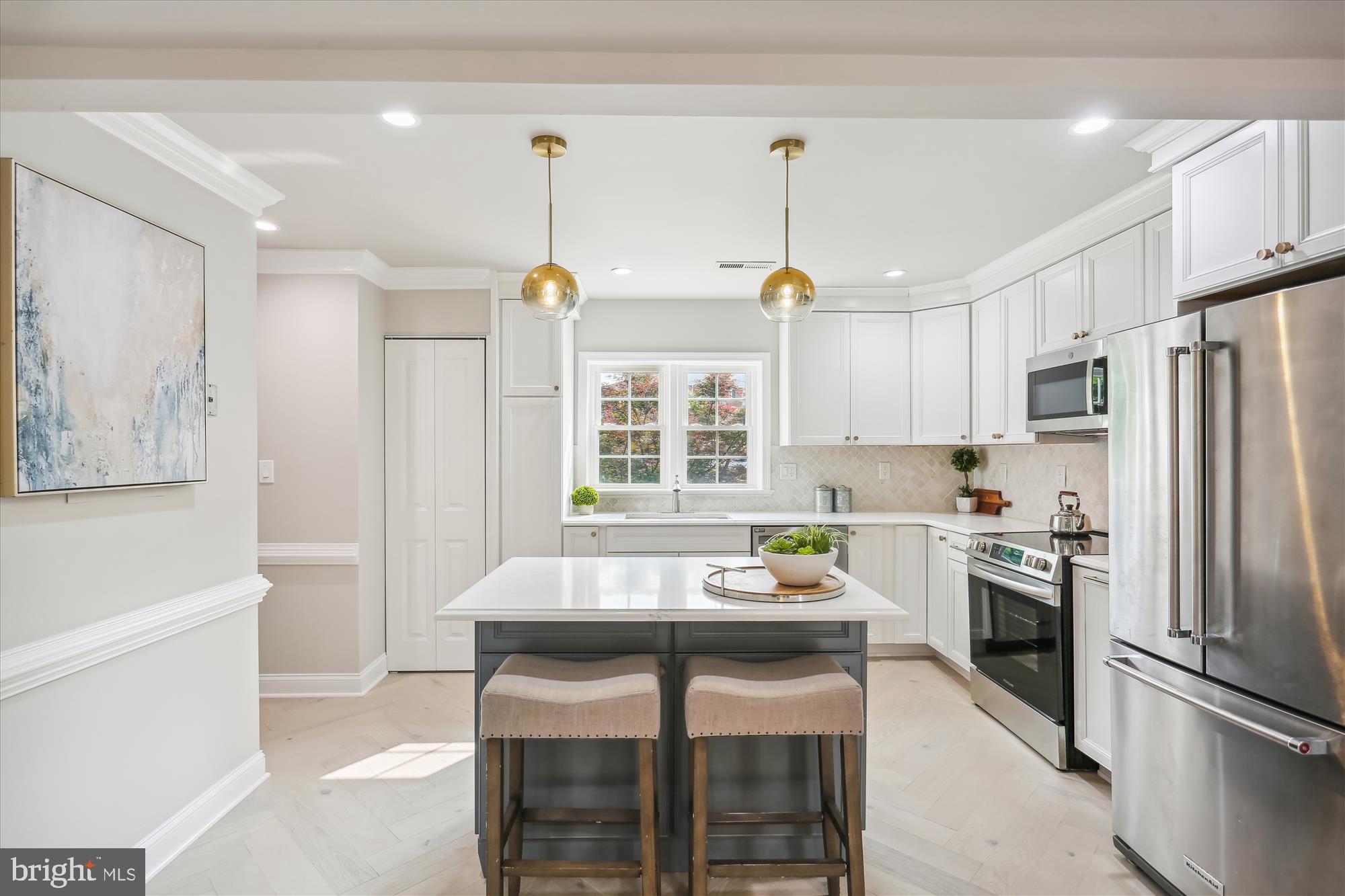 KENWOOD FOREST - Residential