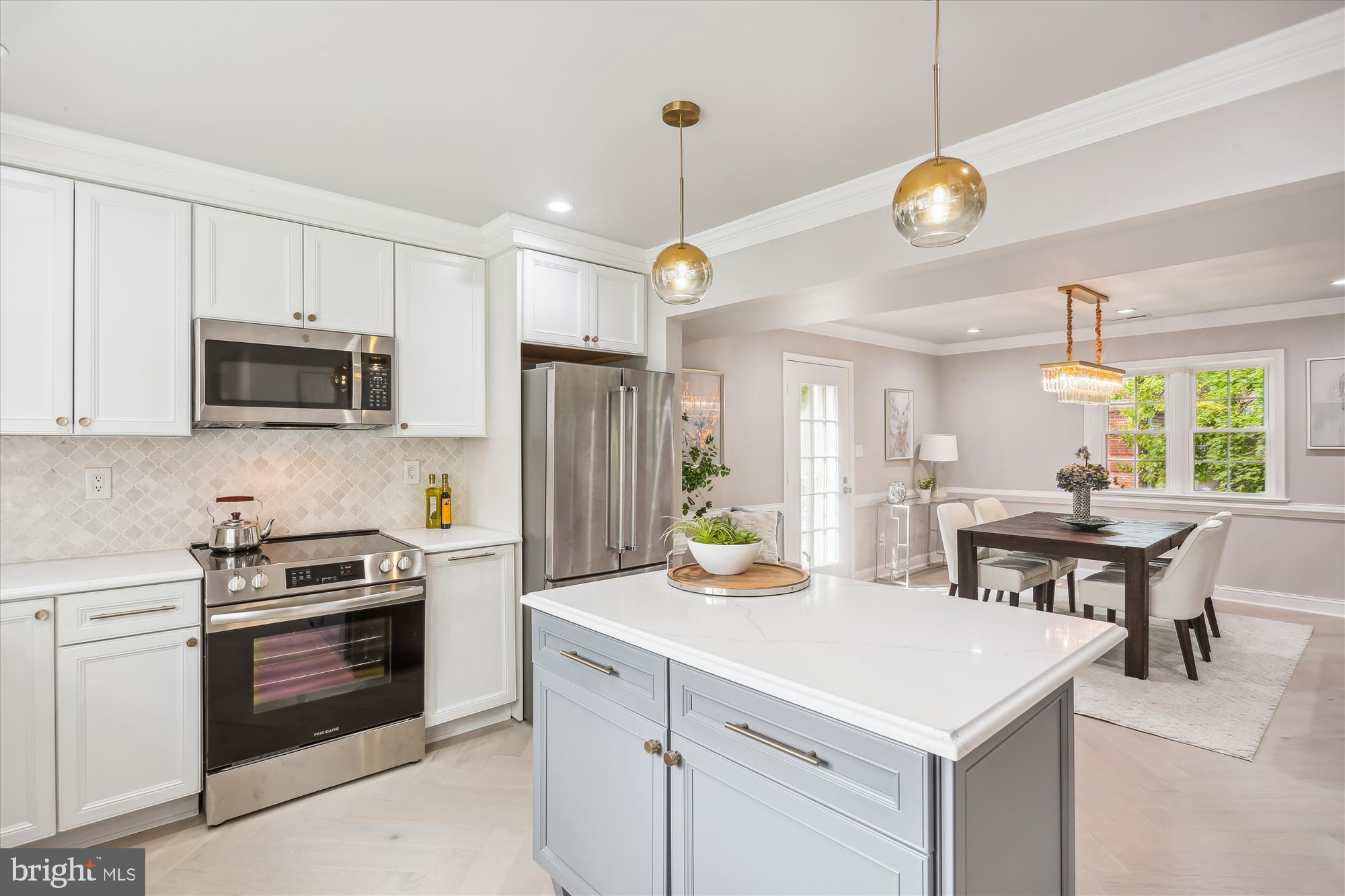 KENWOOD FOREST - Residential