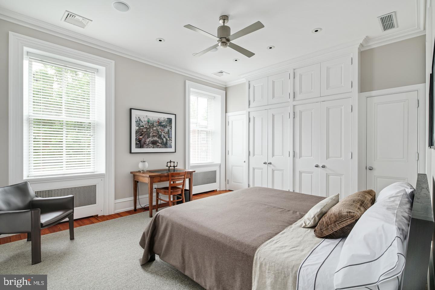 RITTENHOUSE SQUARE - Residential