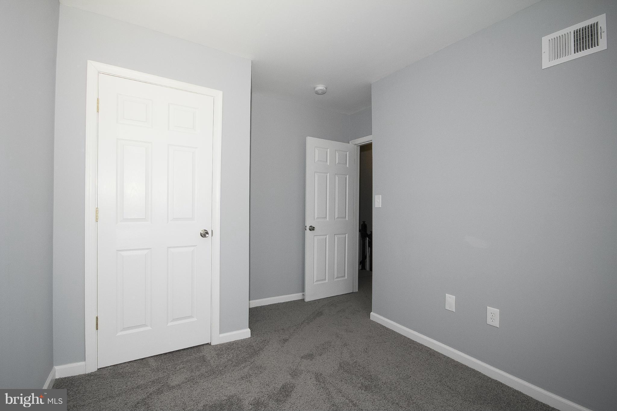 CALVERTON HEIGHTS - Residential