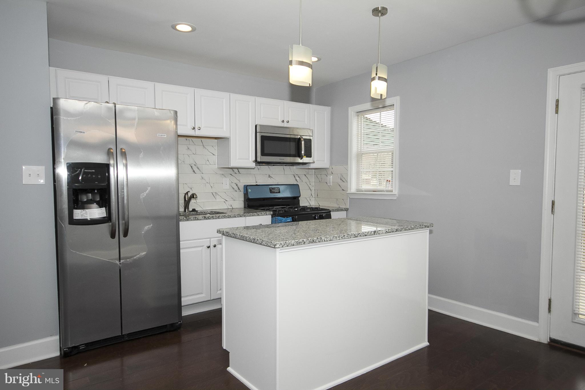 CALVERTON HEIGHTS - Residential