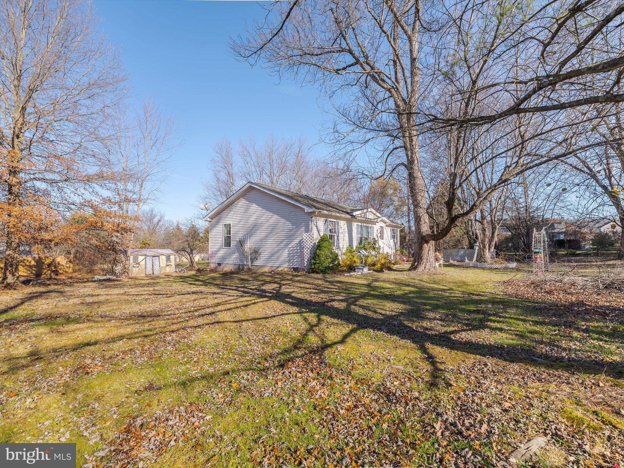 HILLTOWN - Residential