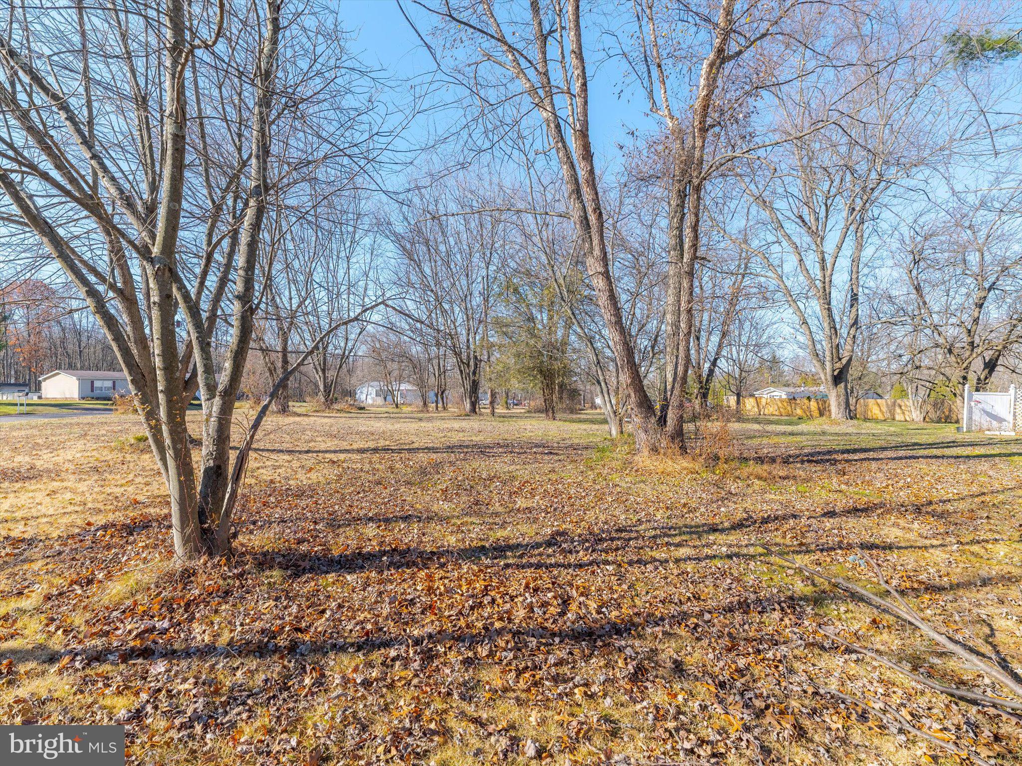 HILLTOWN - Residential