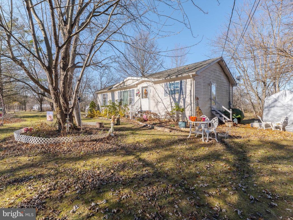 Photo of 346 Maregan Drive, SELLERSVILLE, PA 18960 (MLS # PABU2109724)