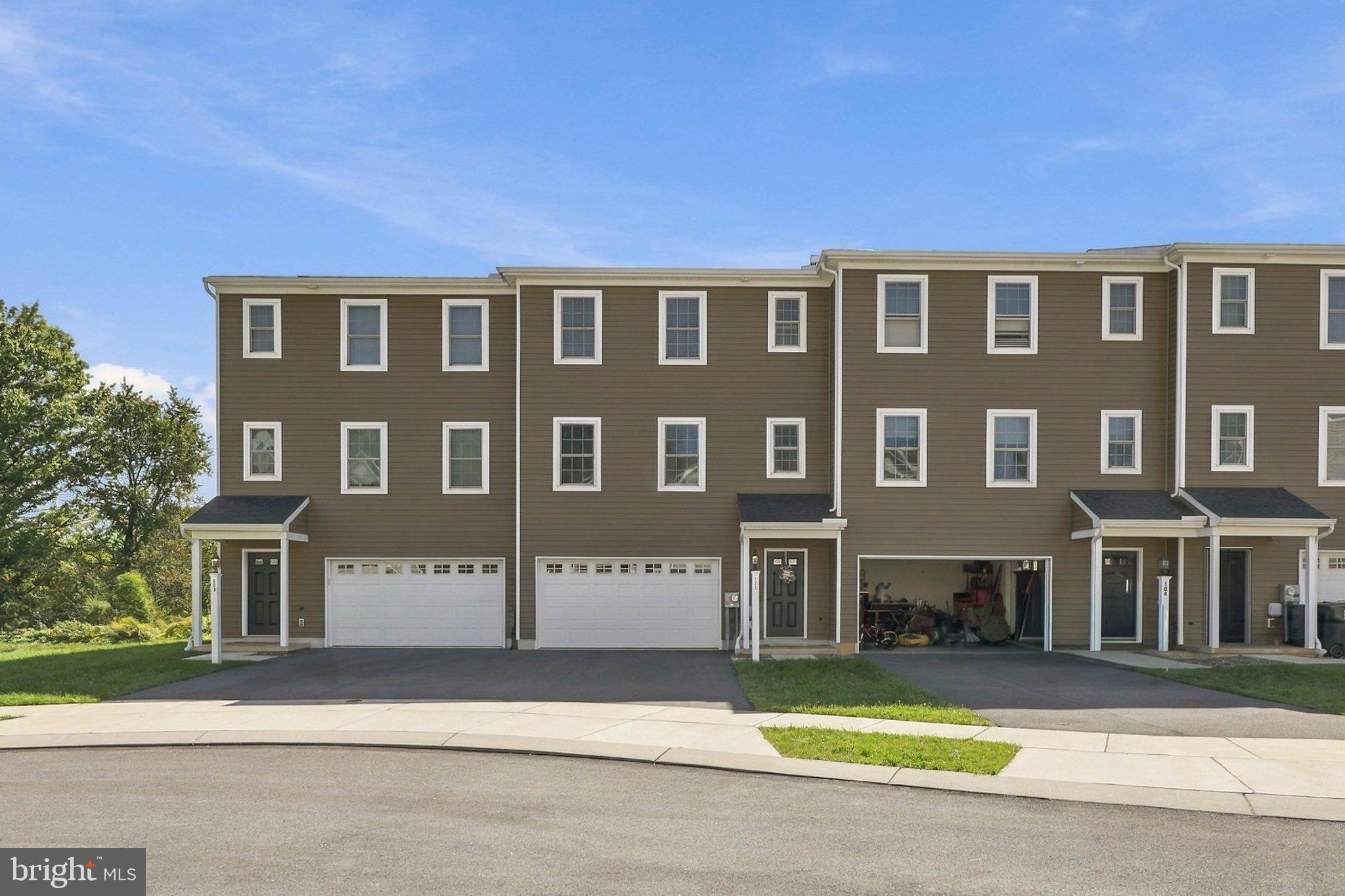 111 MEADOWBROOK LANE