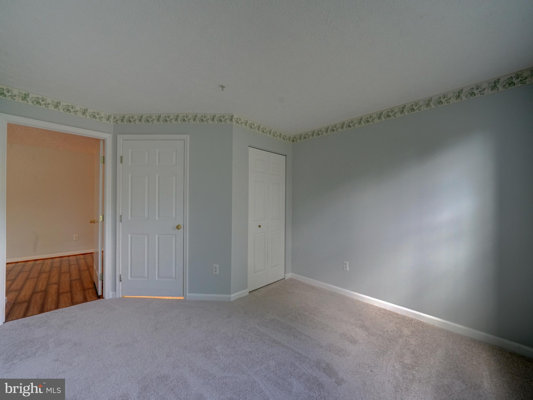 PINEY ORCHARD - Residential