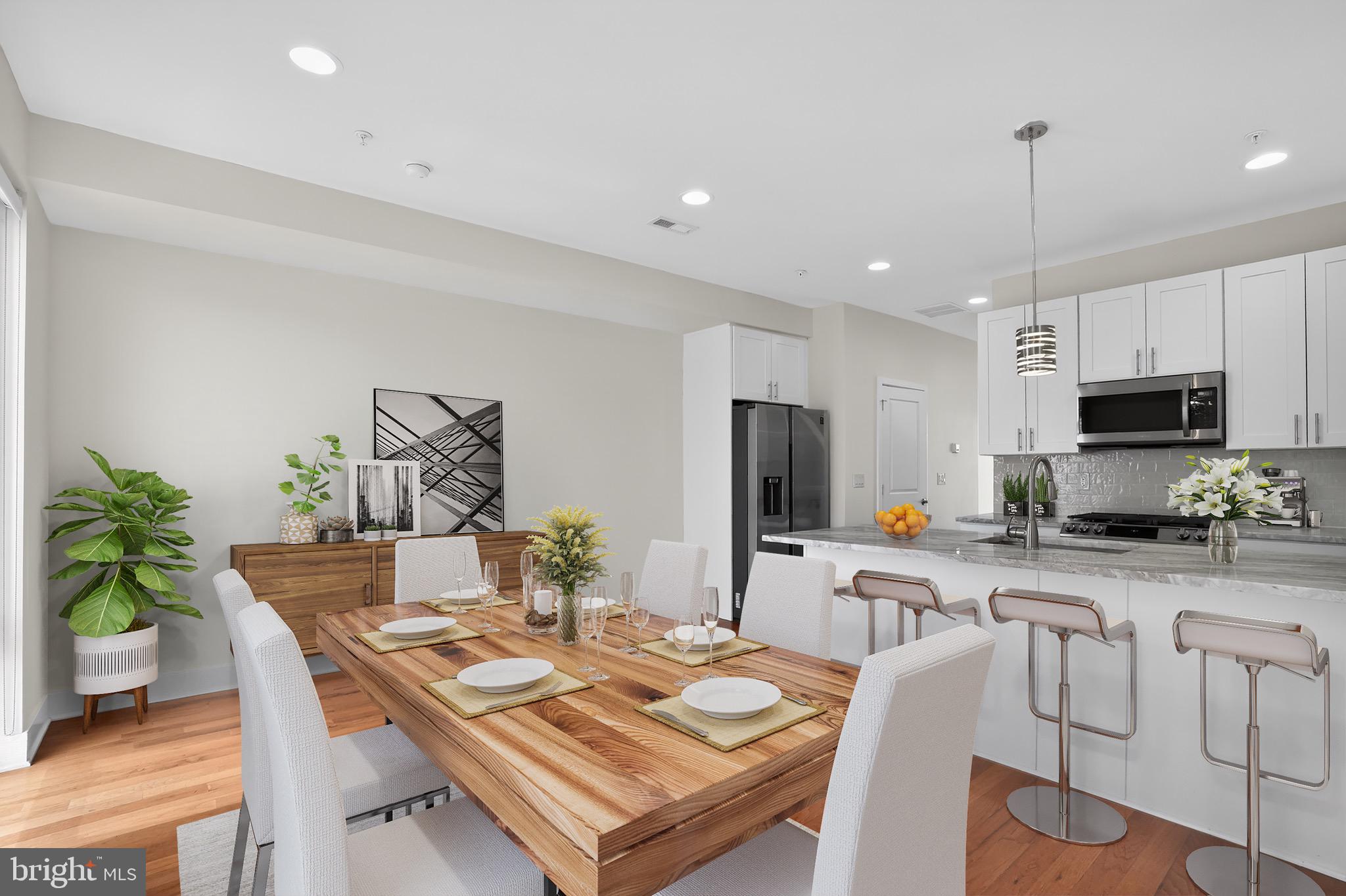 PORT RICHMOND - Residential