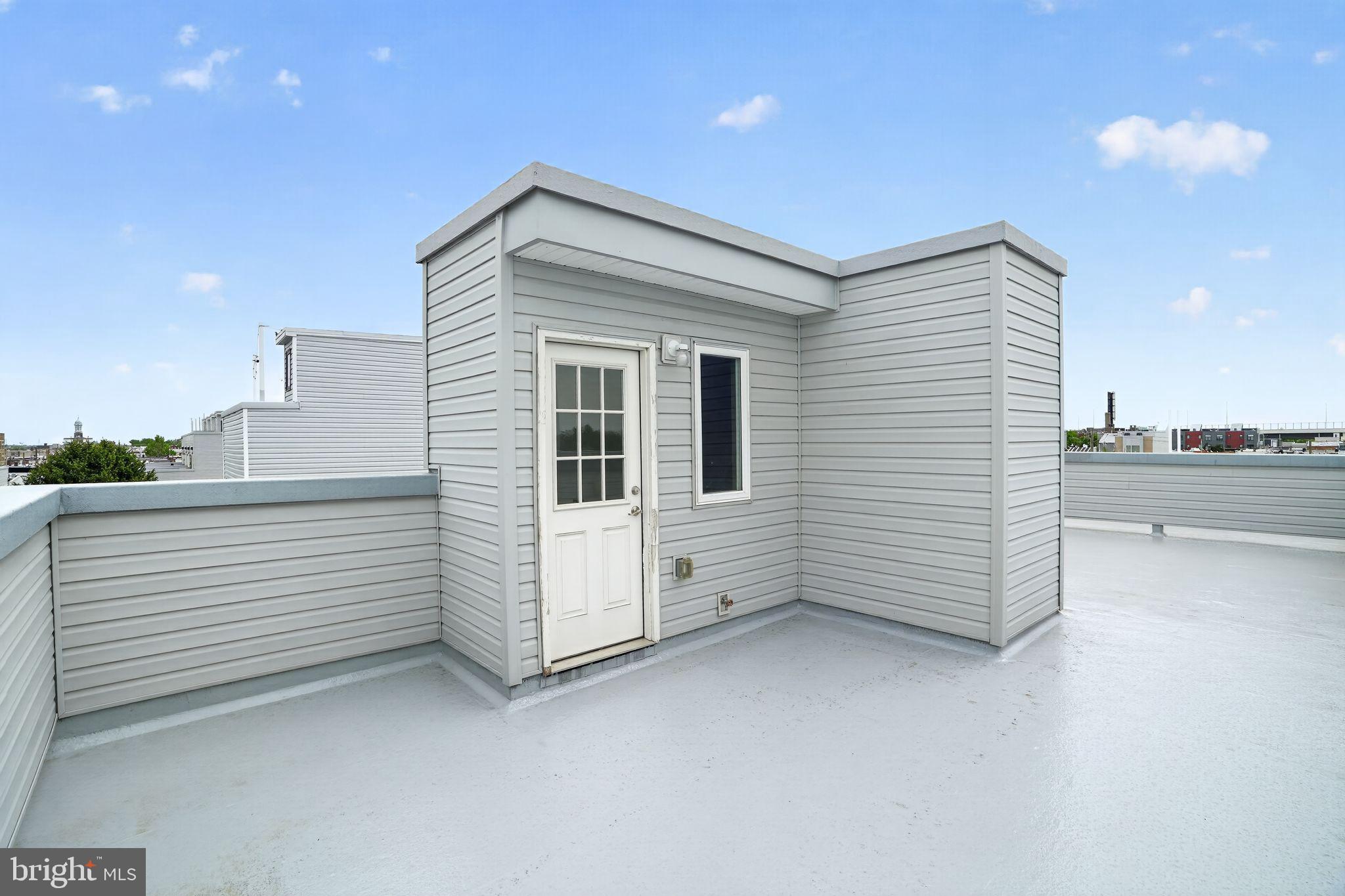PORT RICHMOND - Residential