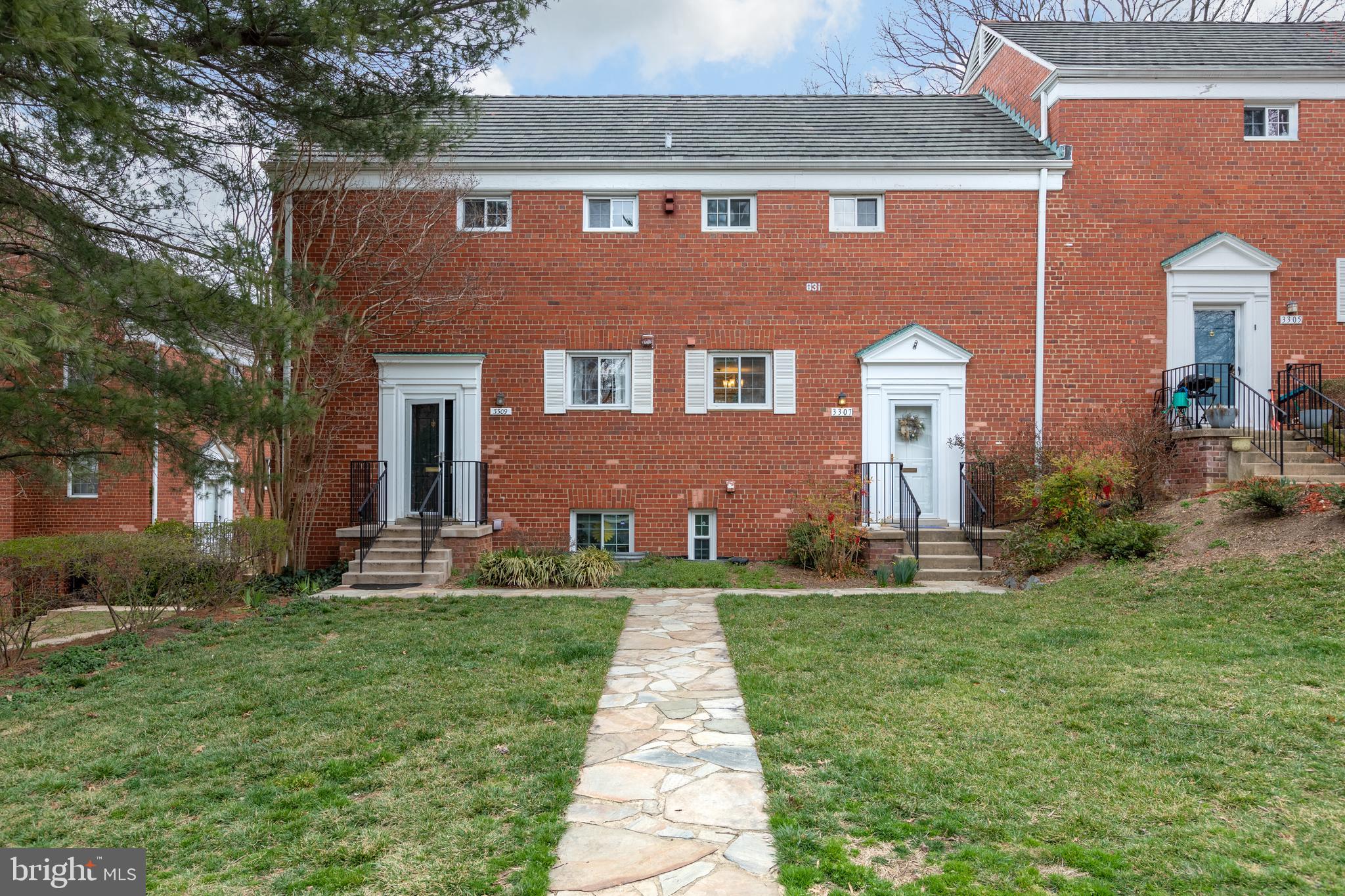 3307 MARTHA CUSTIS DRIVE