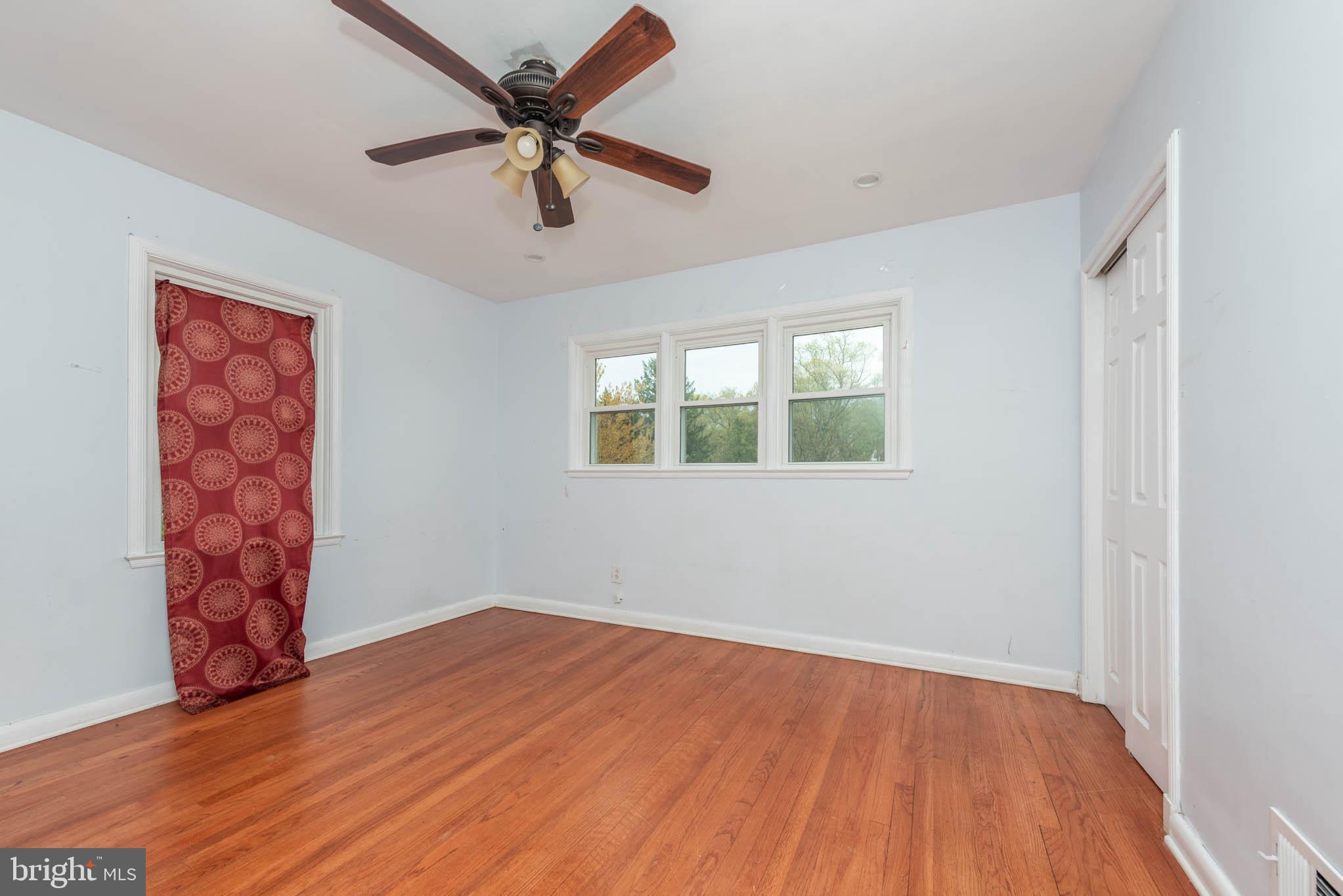 GLENDALE - Residential