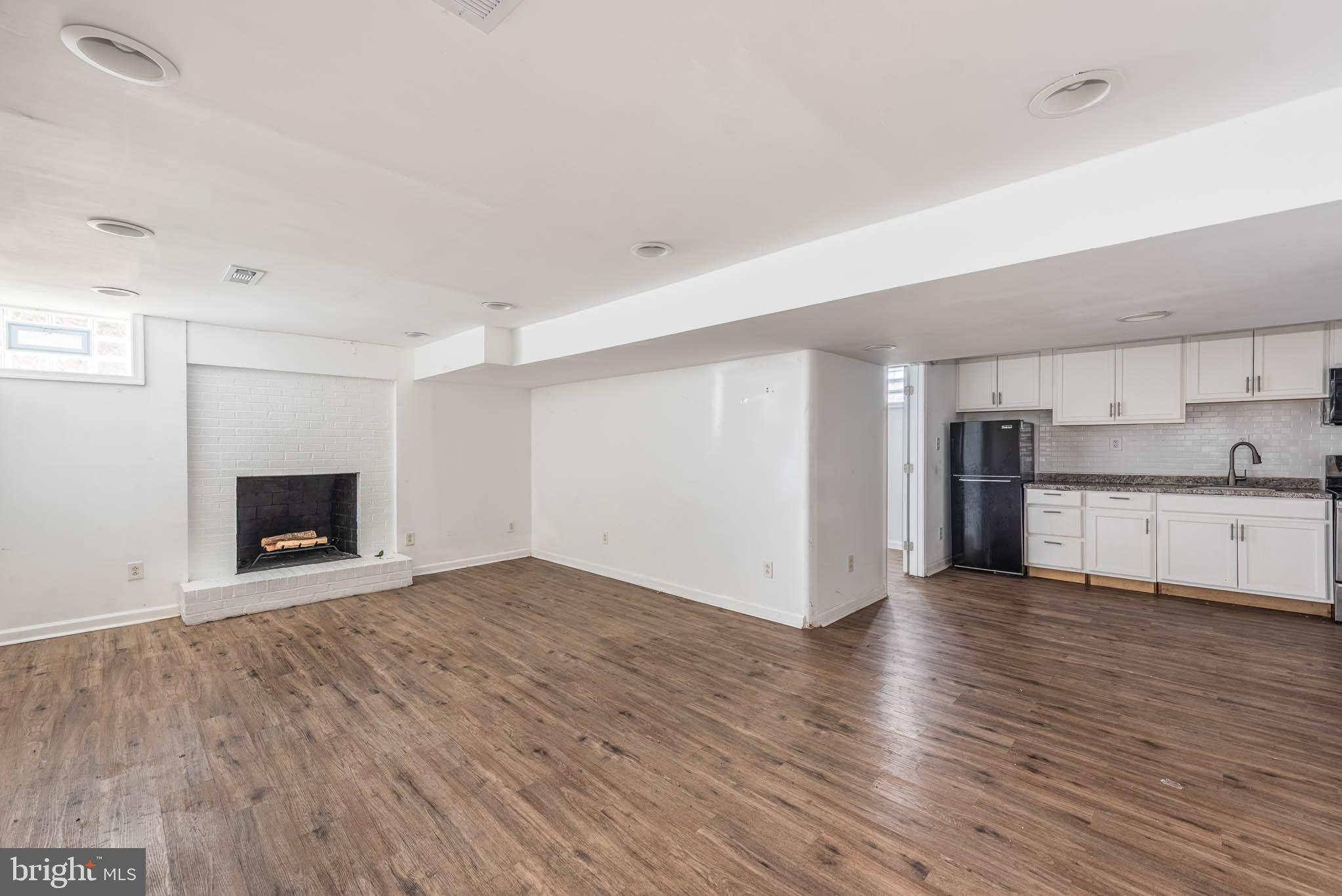GLENDALE - Residential