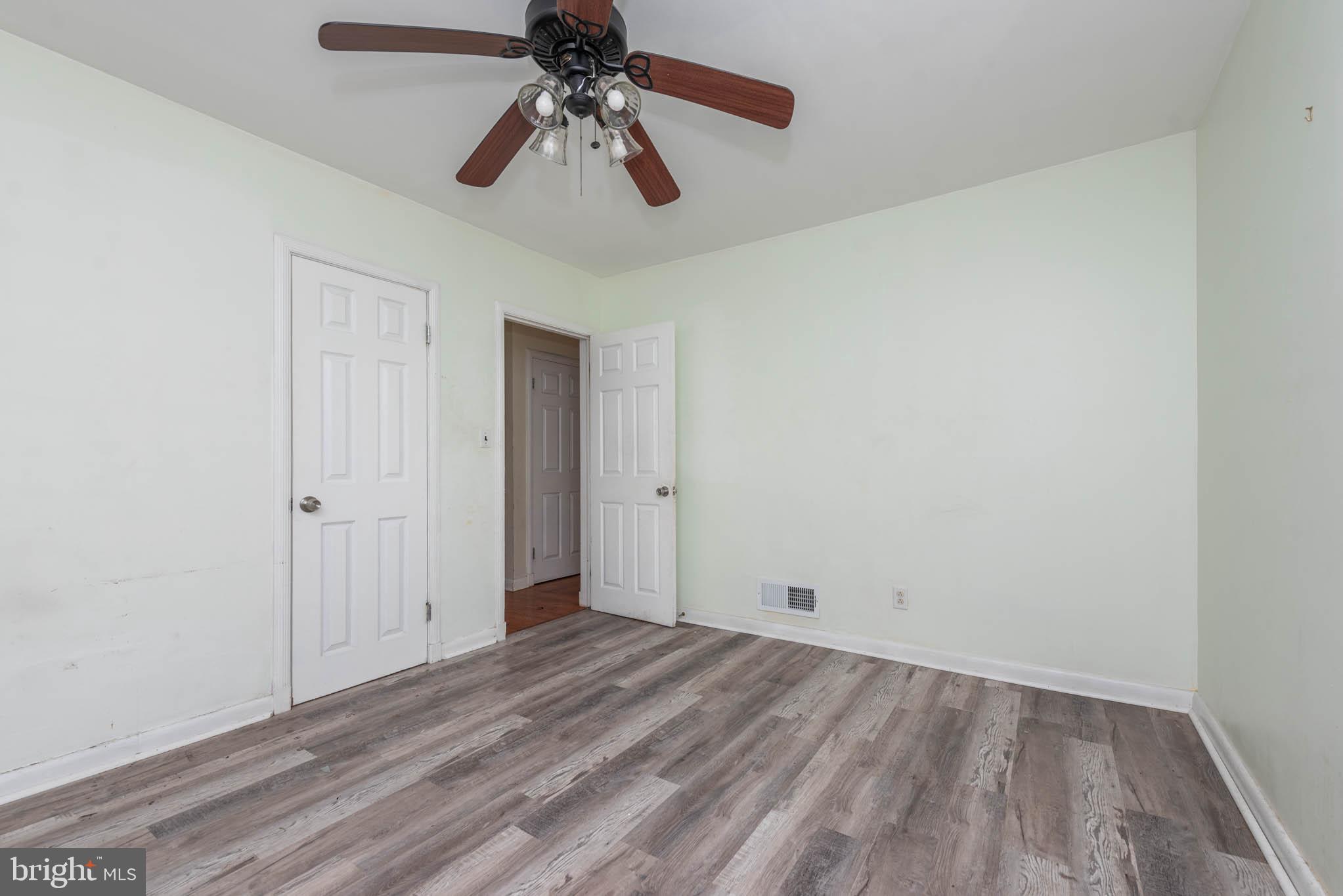 GLENDALE - Residential