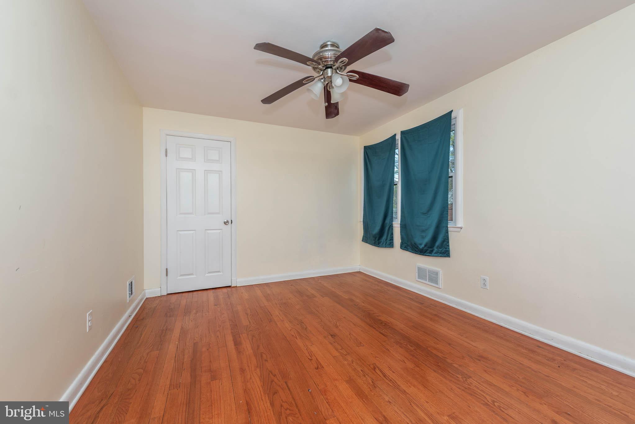 GLENDALE - Residential