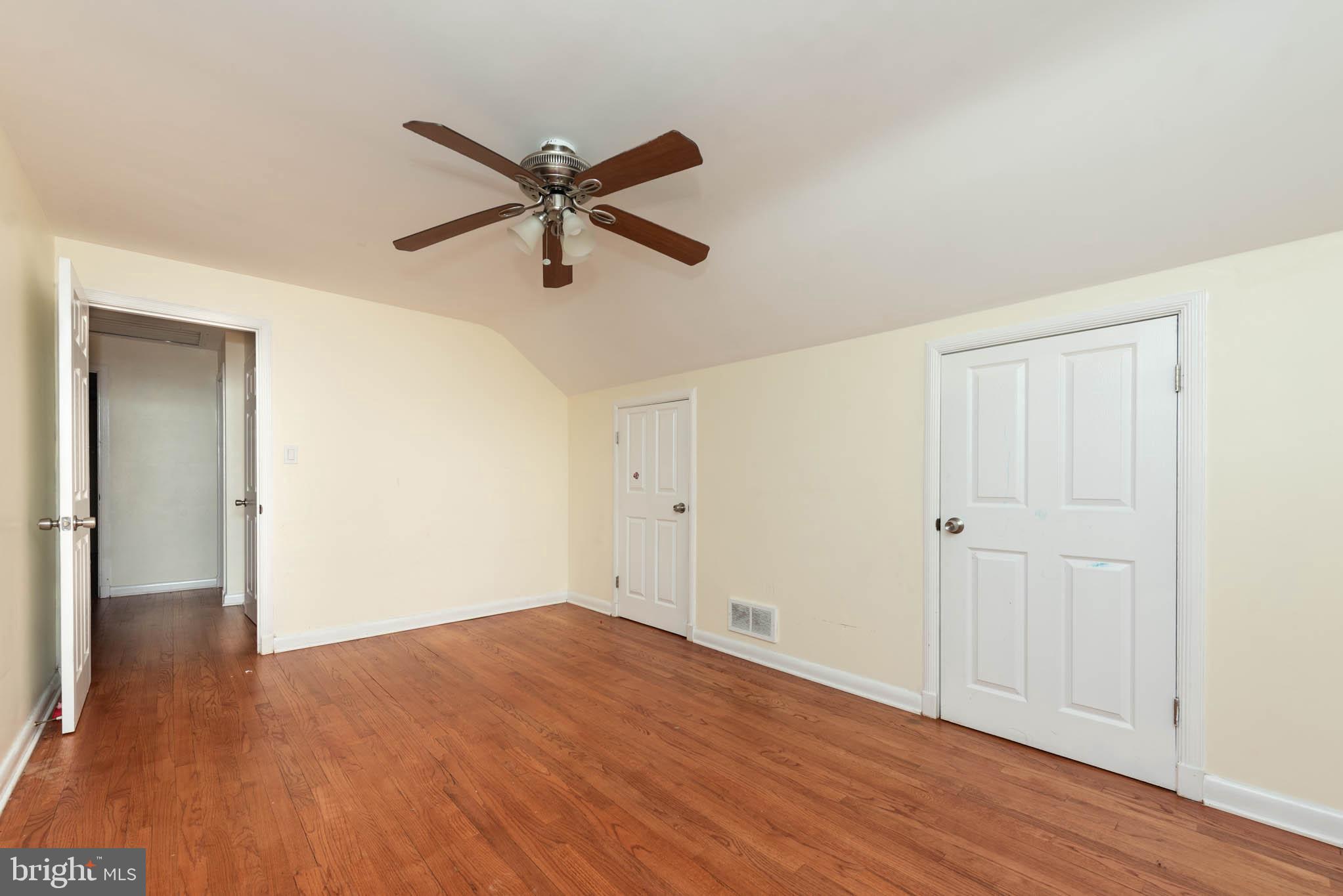 GLENDALE - Residential