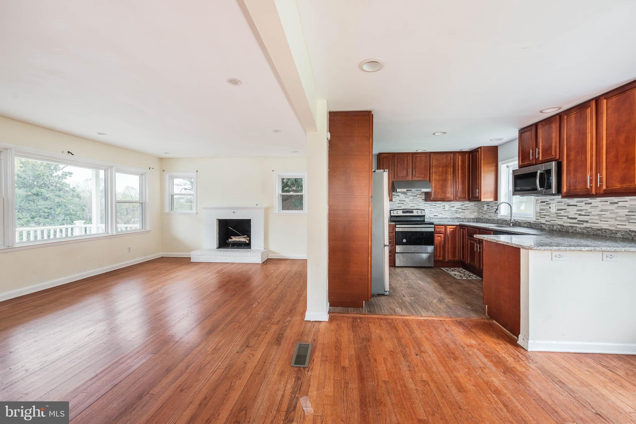 GLENDALE - Residential