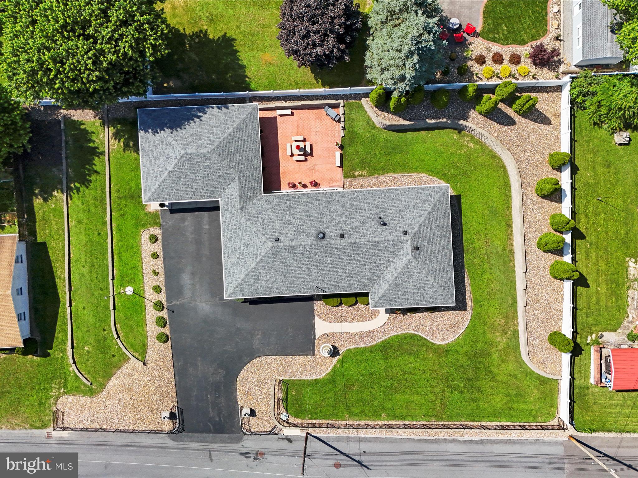 HAWTHORNE HEIGHTS - Residential