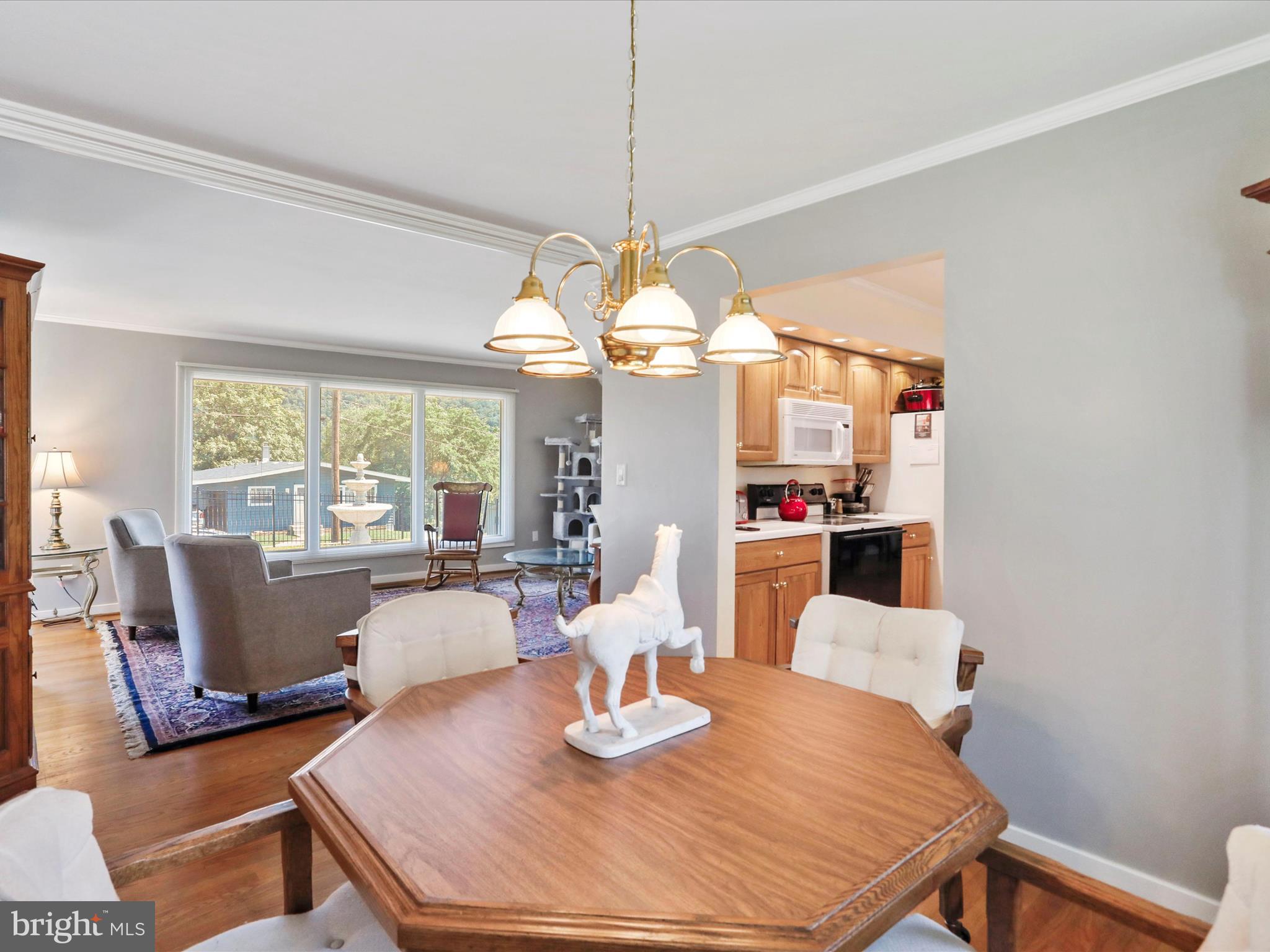 HAWTHORNE HEIGHTS - Residential