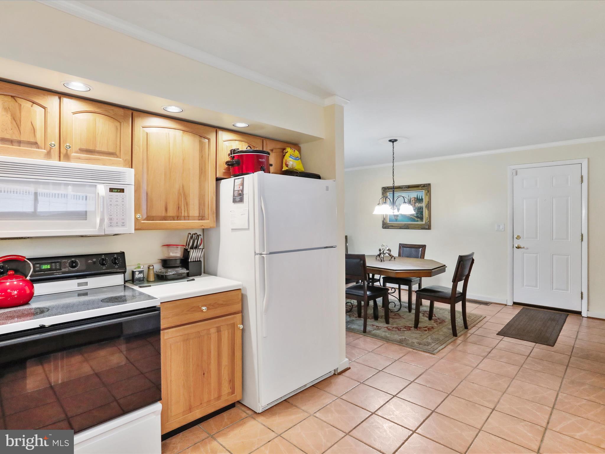 HAWTHORNE HEIGHTS - Residential