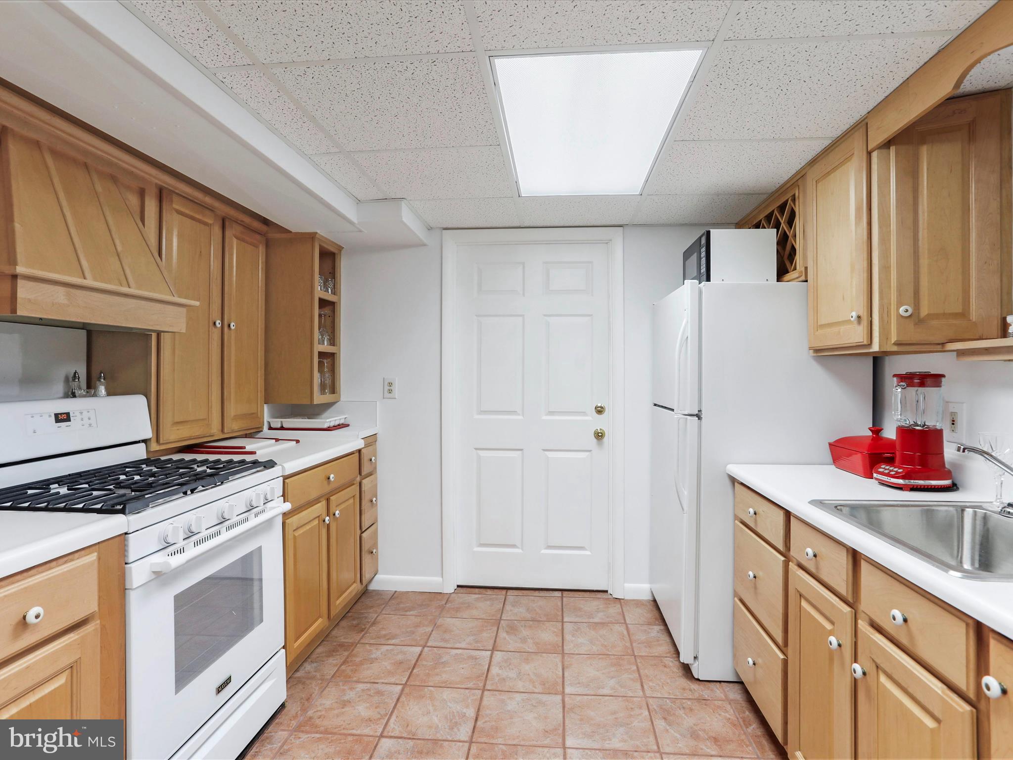 HAWTHORNE HEIGHTS - Residential