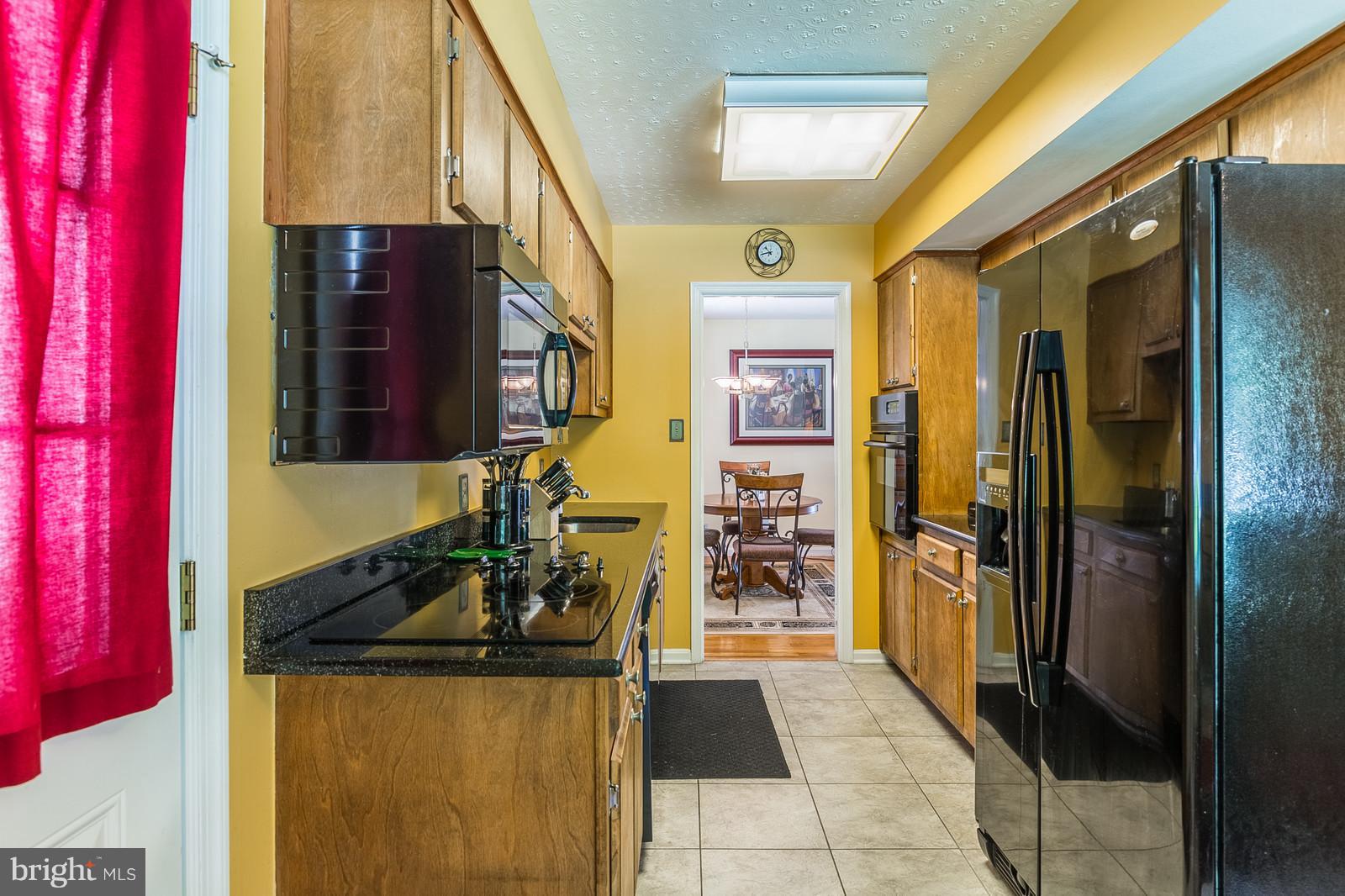 LAKE RIDGE PART 1 - Residential