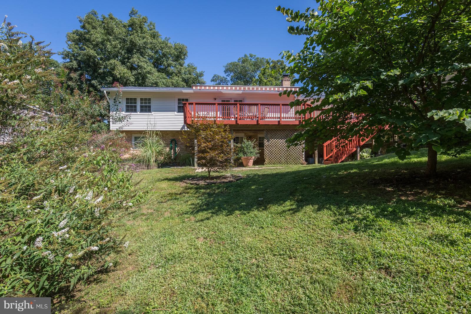 LAKE RIDGE PART 1 - Residential