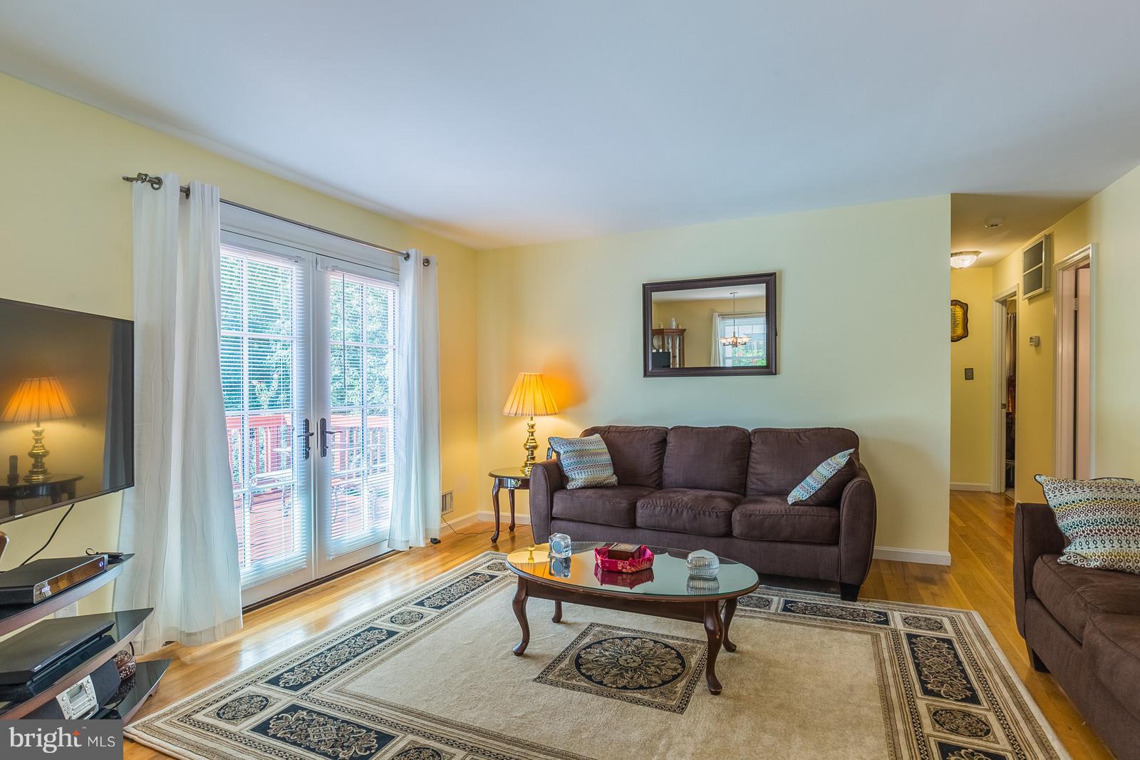 LAKE RIDGE PART 1 - Residential