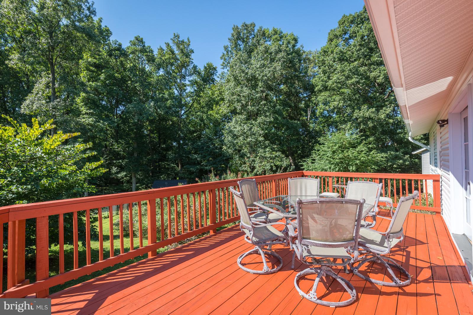 LAKE RIDGE PART 1 - Residential