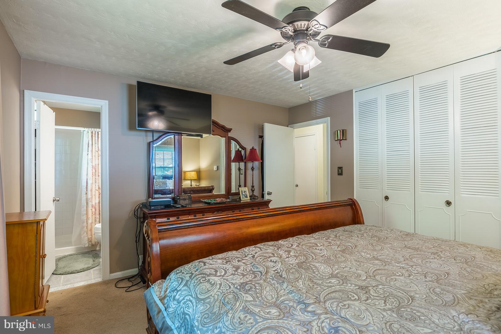 LAKE RIDGE PART 1 - Residential