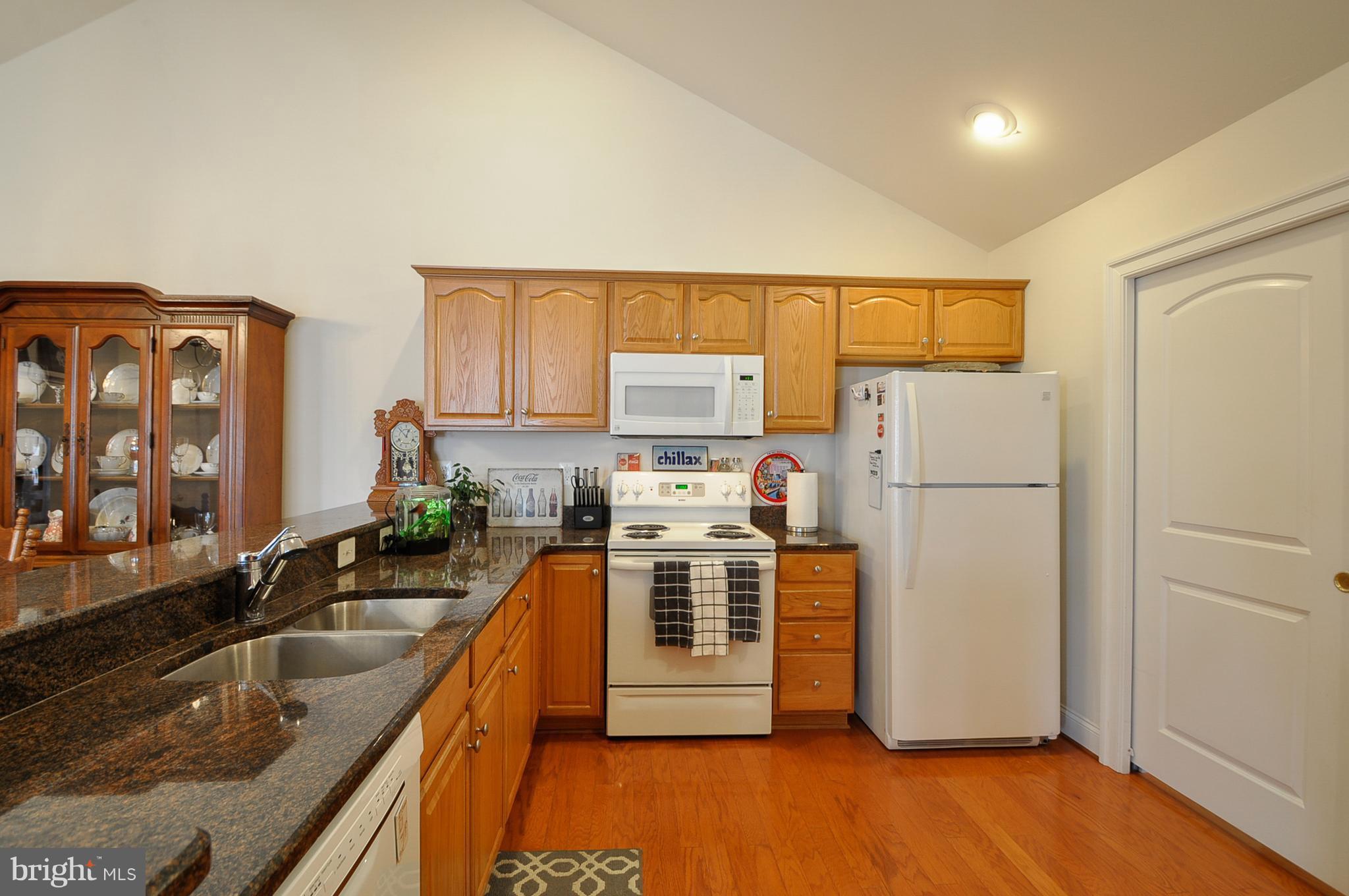 REGENCY PARK VILLAS - Residential