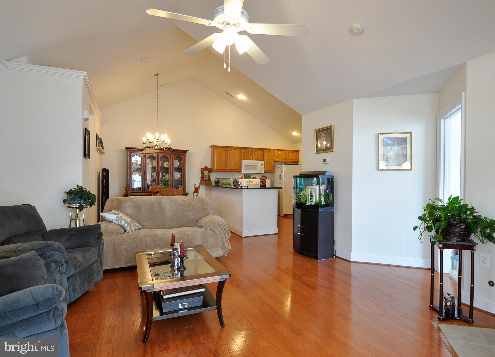 REGENCY PARK VILLAS - Residential