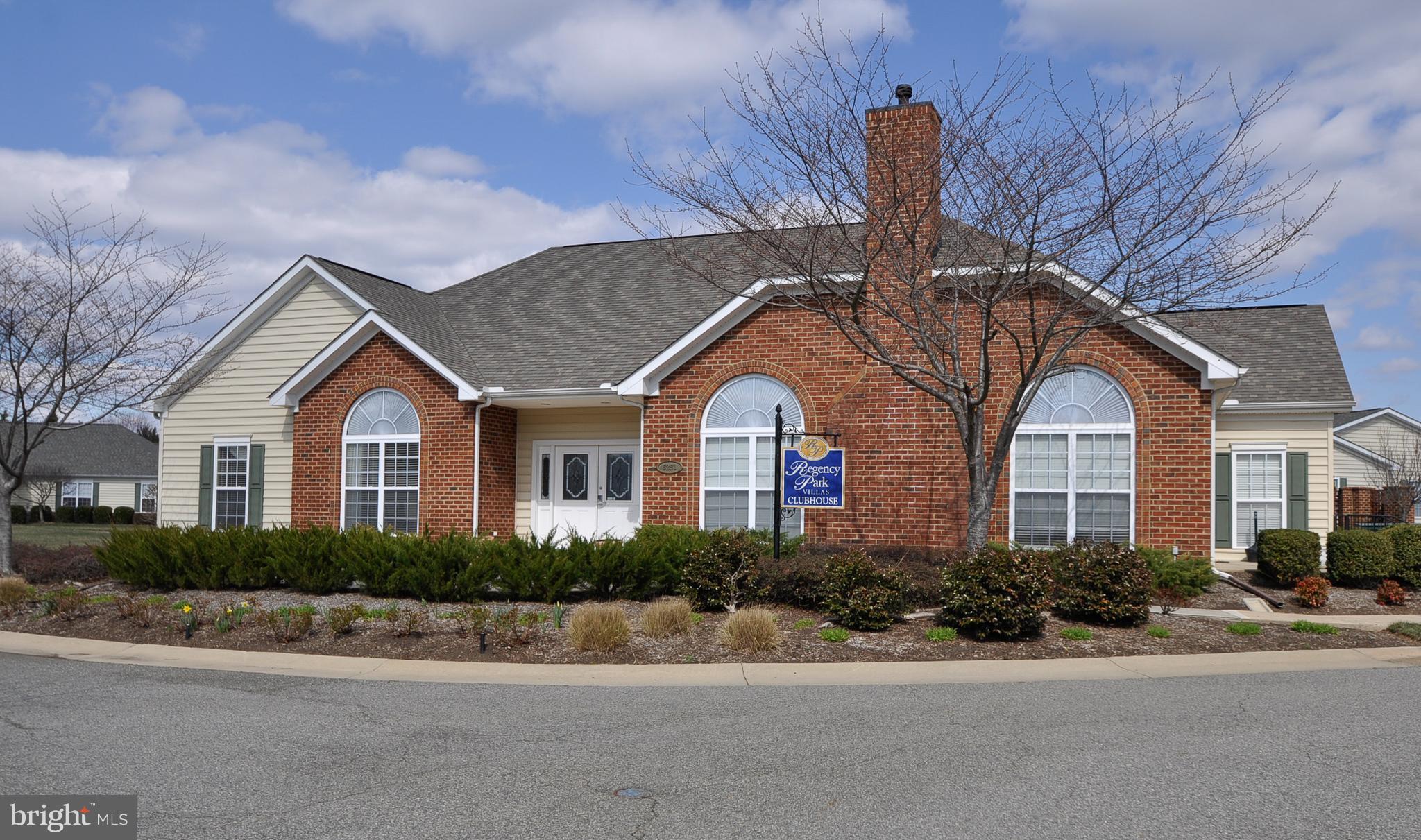 REGENCY PARK VILLAS - Residential