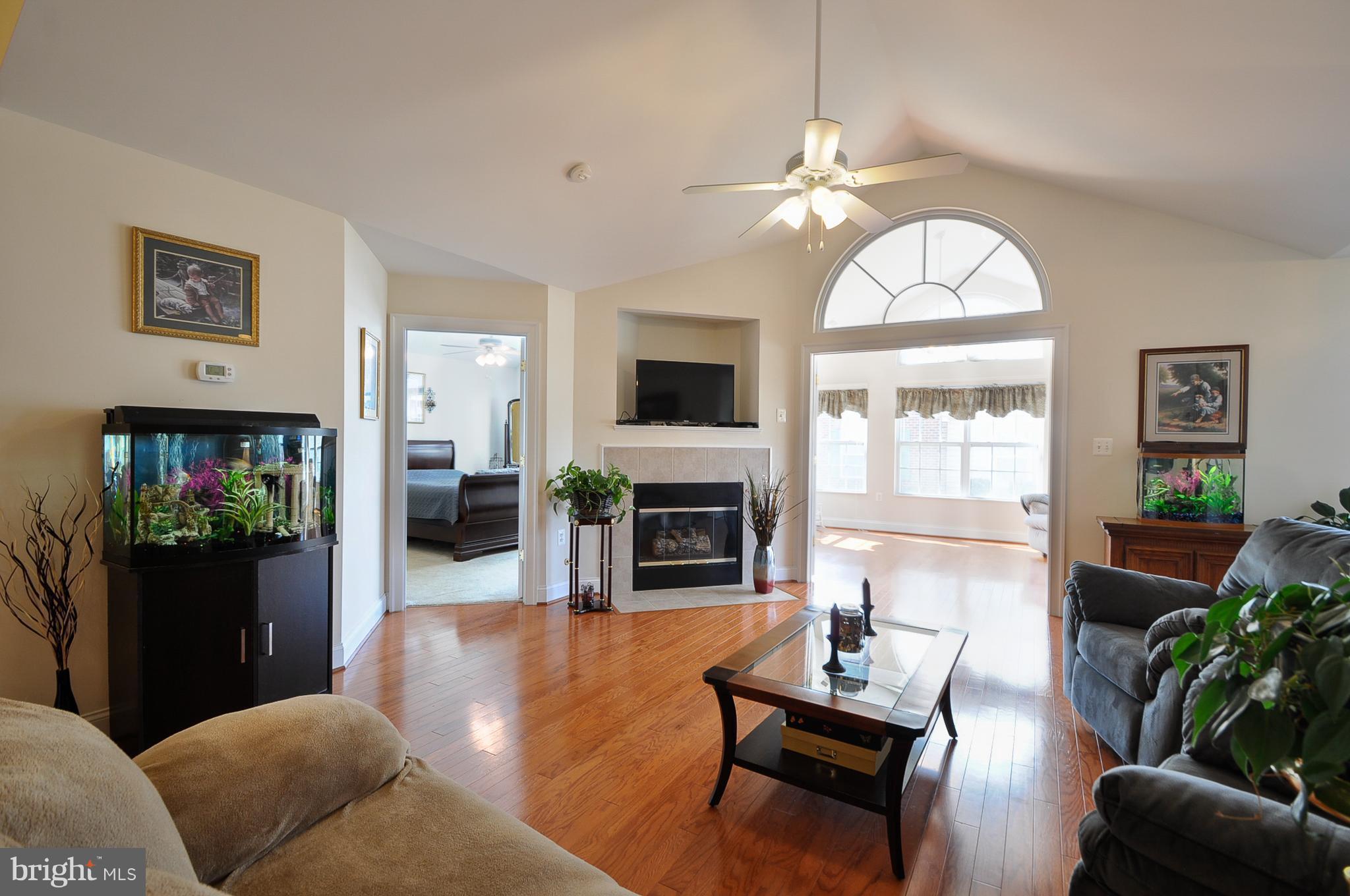 REGENCY PARK VILLAS - Residential