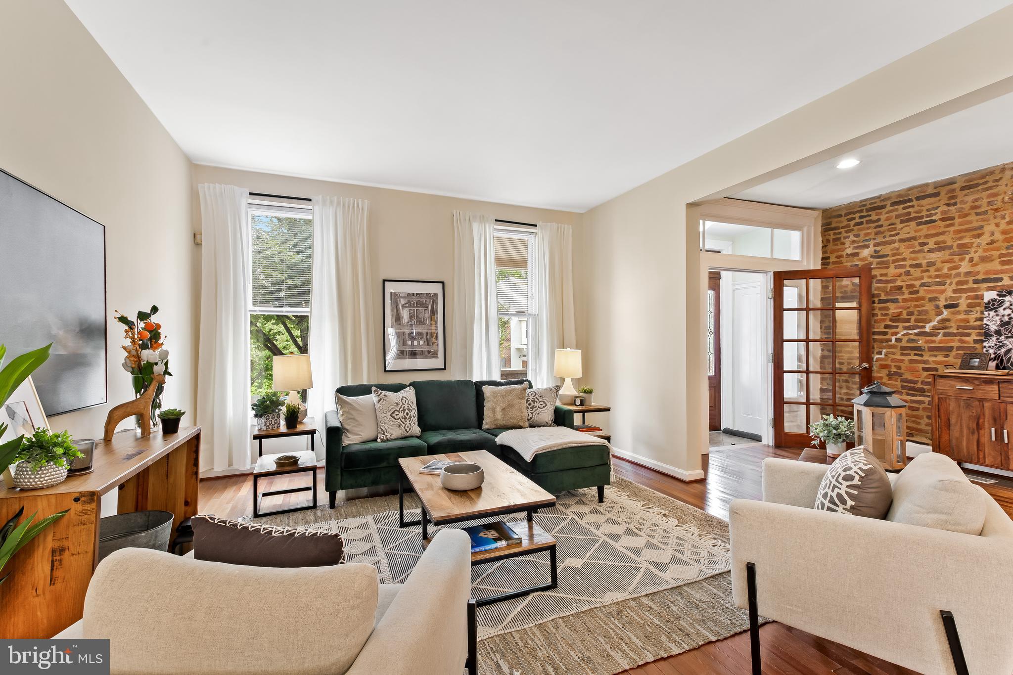 RESERVOIR HILL - Residential