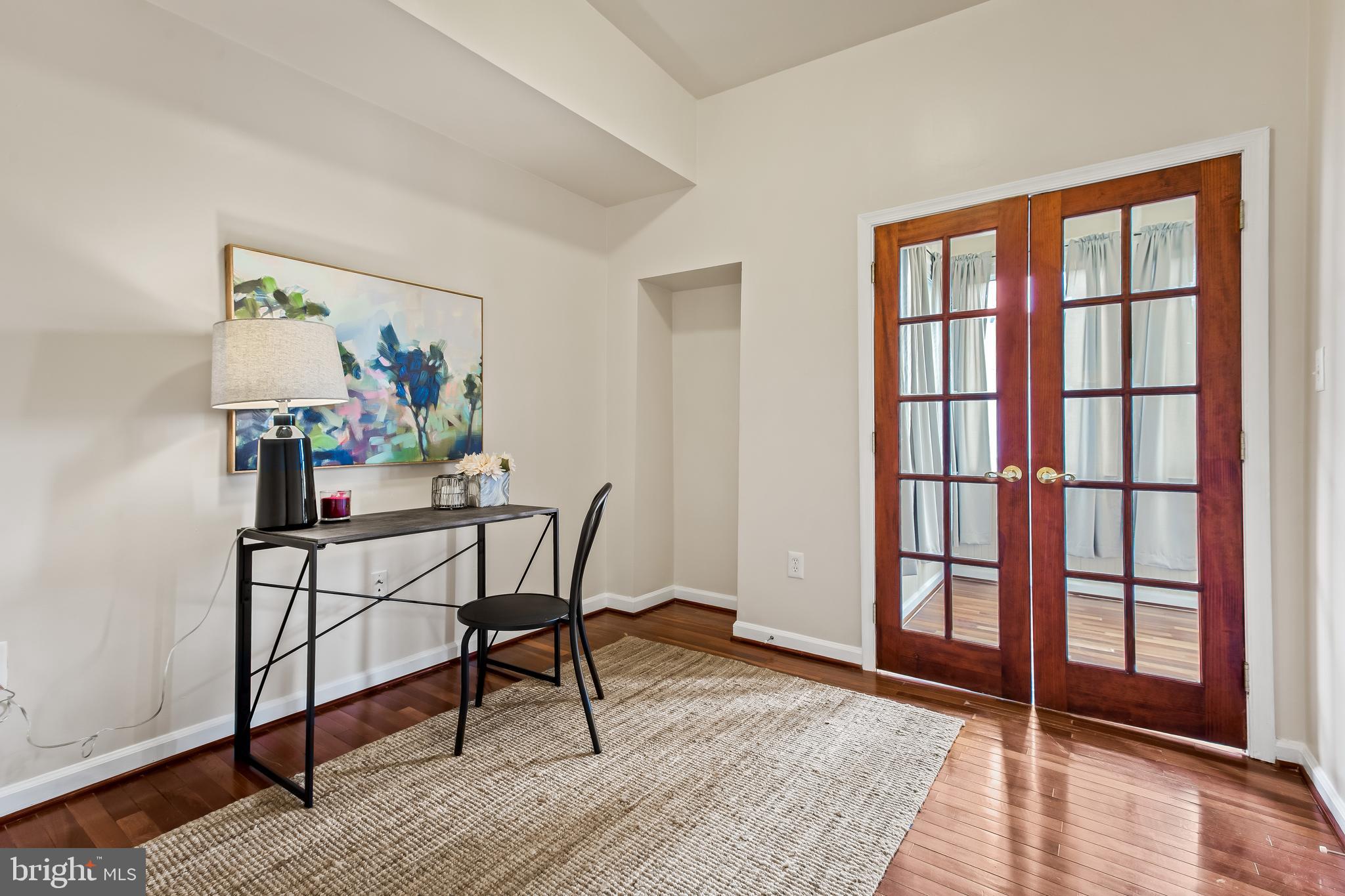 RESERVOIR HILL - Residential