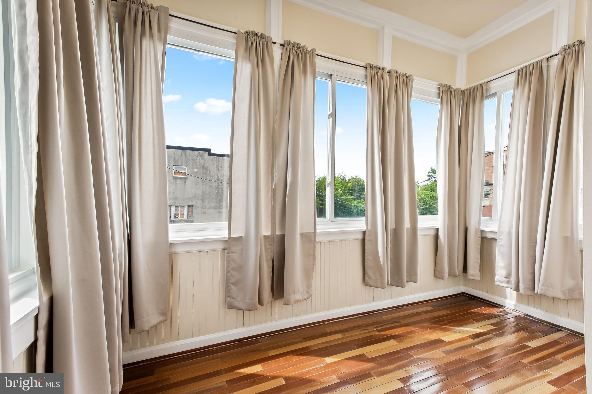 RESERVOIR HILL - Residential