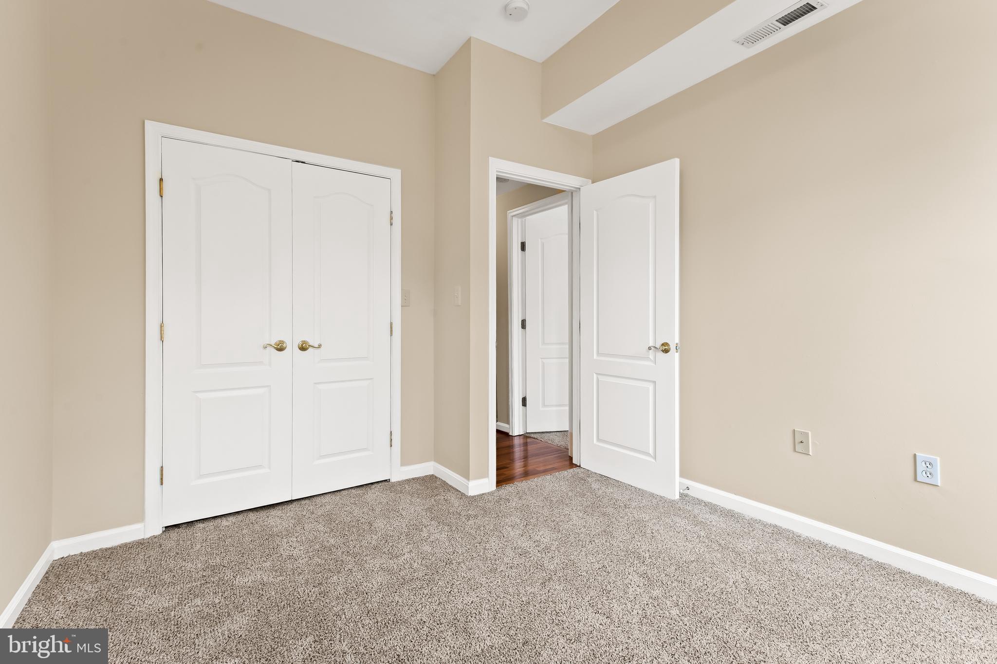 RESERVOIR HILL - Residential