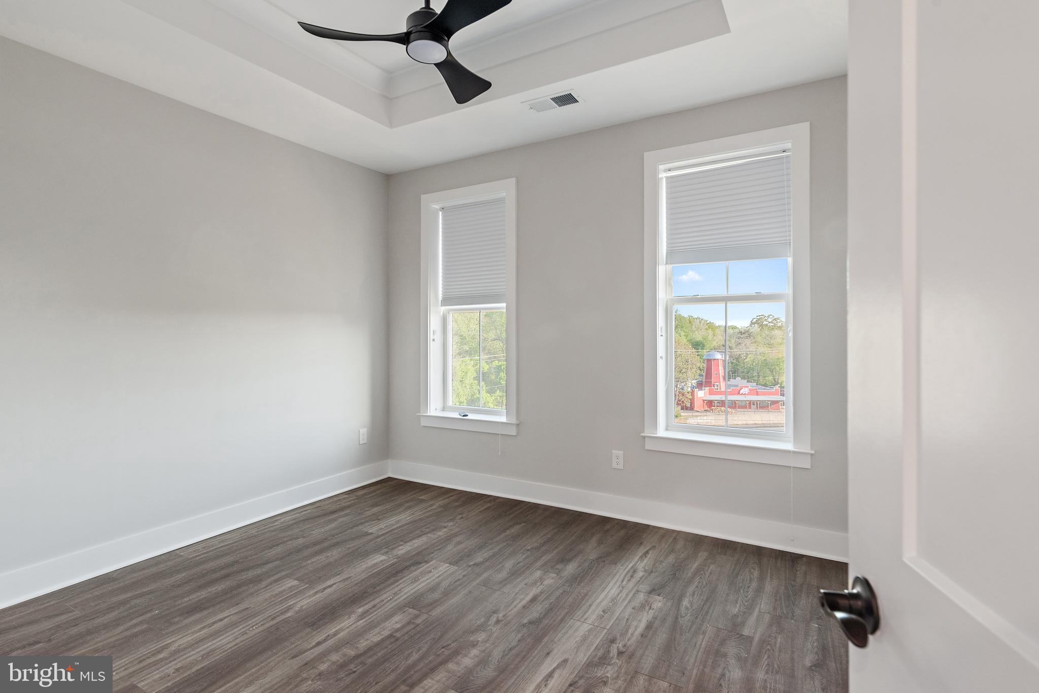 ELEMENT AT MILL CREEK - Residential