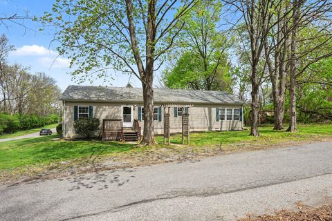 175 CEDAR CARLISLE PA 17013