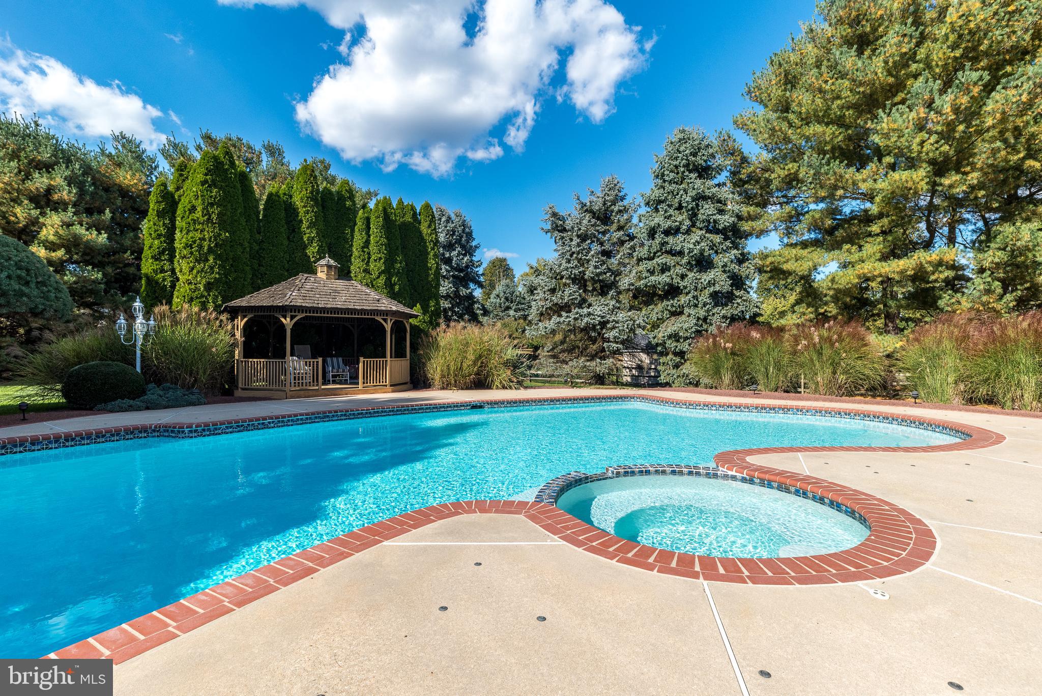 HIGHSPIRE - Residential