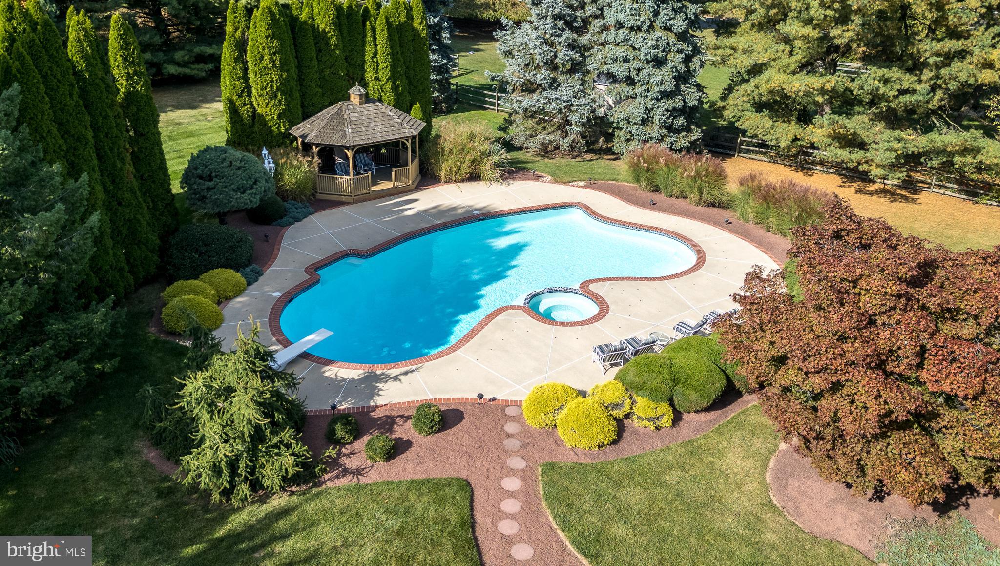 HIGHSPIRE - Residential